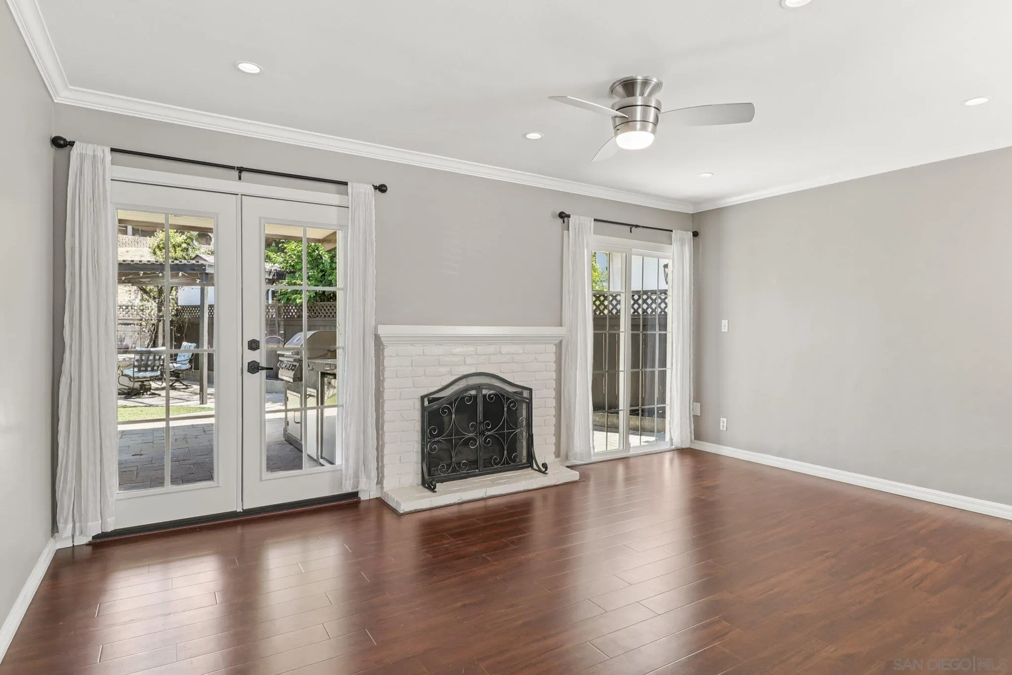https://cdn.realtyfeed.com/cdn/127/250035844/c99adcee6f3443f0682c243721d3d225.webp