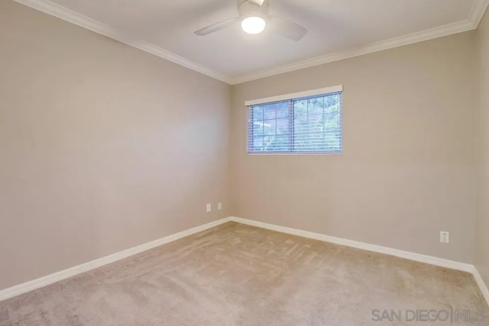 https://cdn.realtyfeed.com/cdn/127/250035844/ec06a66c73ceaa47ef53de82aa0521d1.webp