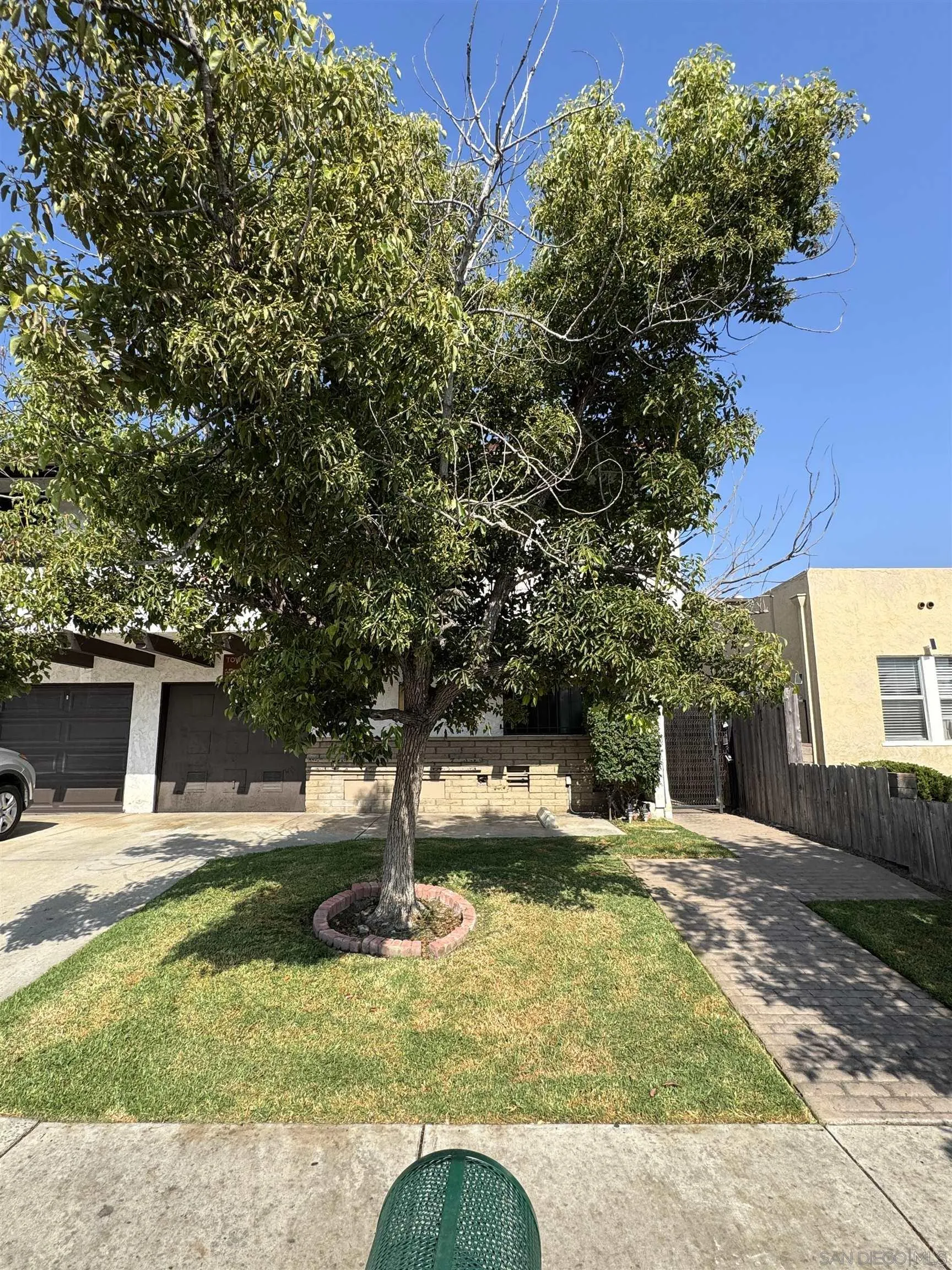 https://cdn.realtyfeed.com/cdn/127/250035849/17e8804bcb89684306dffee3db5fcedb.webp