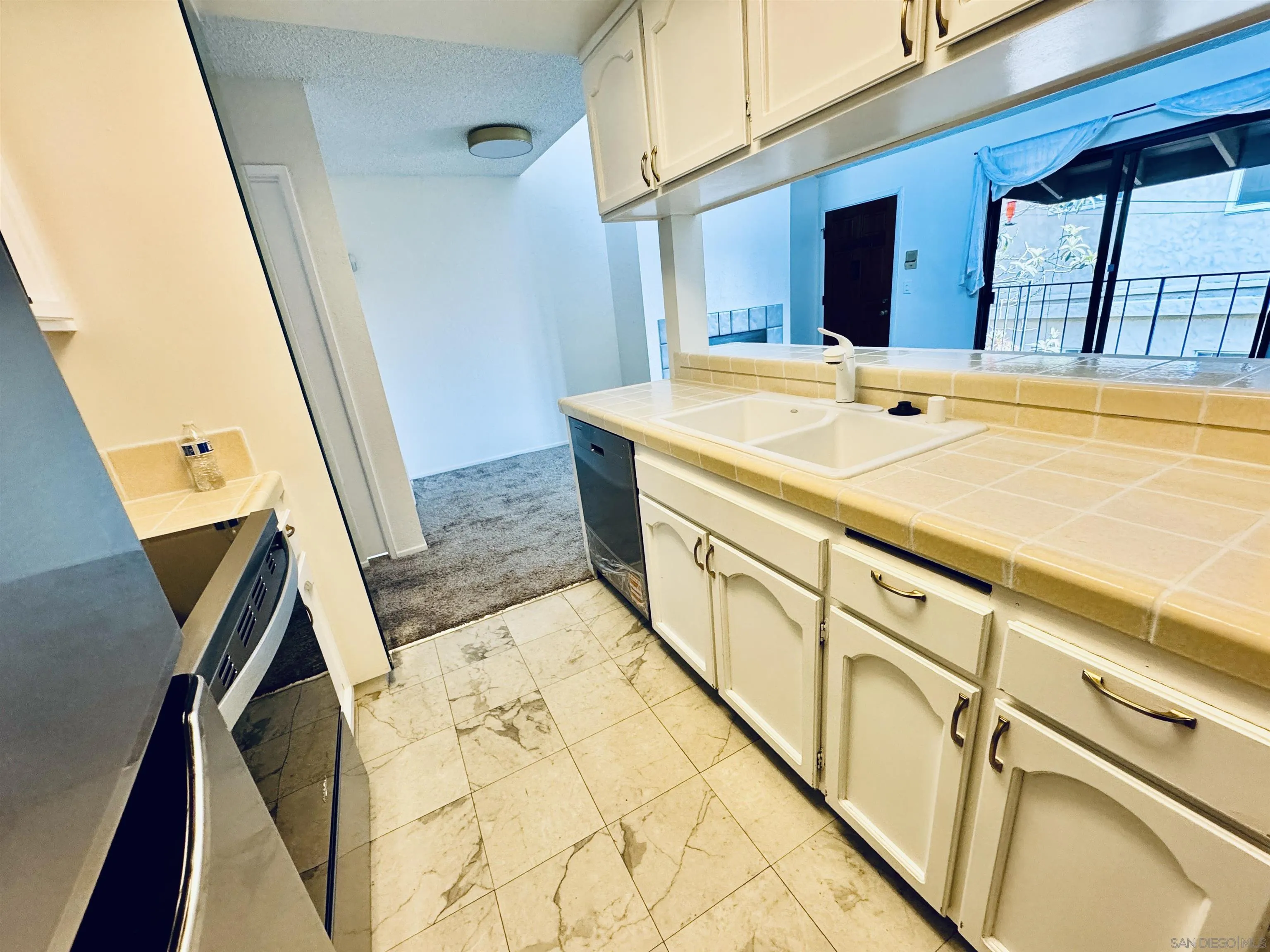 https://cdn.realtyfeed.com/cdn/127/250035849/3867b6646087a26306eccdfe75ef5226.webp