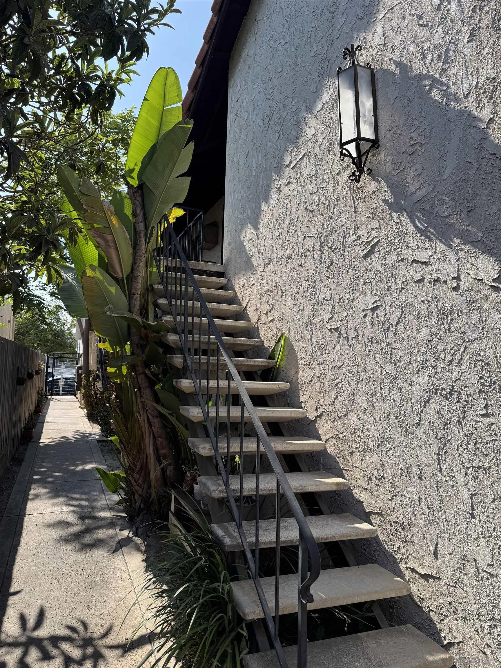 https://cdn.realtyfeed.com/cdn/127/250035849/888e6374b23cb2bbd78af4af51980707.webp