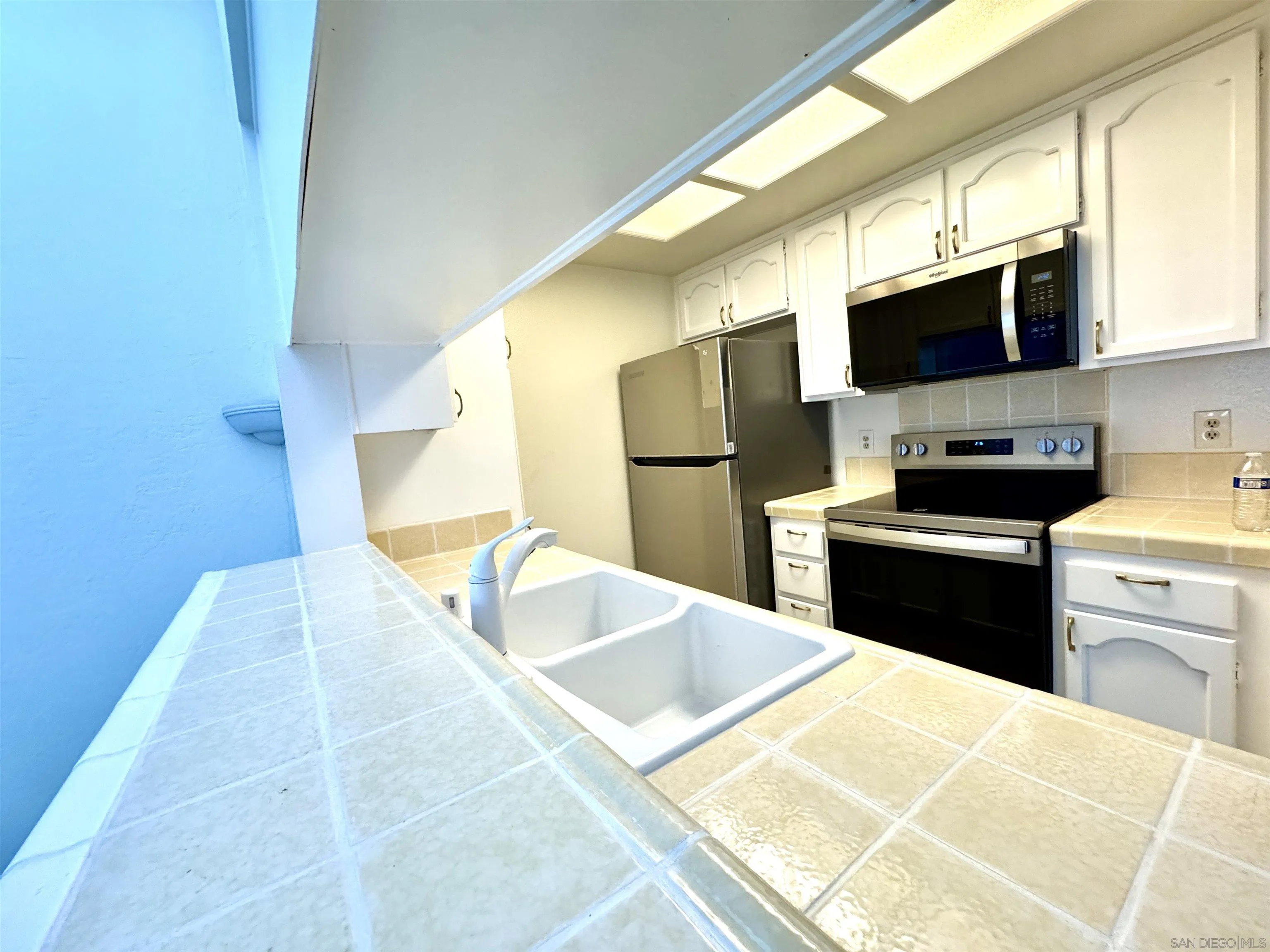 https://cdn.realtyfeed.com/cdn/127/250035849/8ad90e84f61bffb4da78c6d563ecefdf.webp