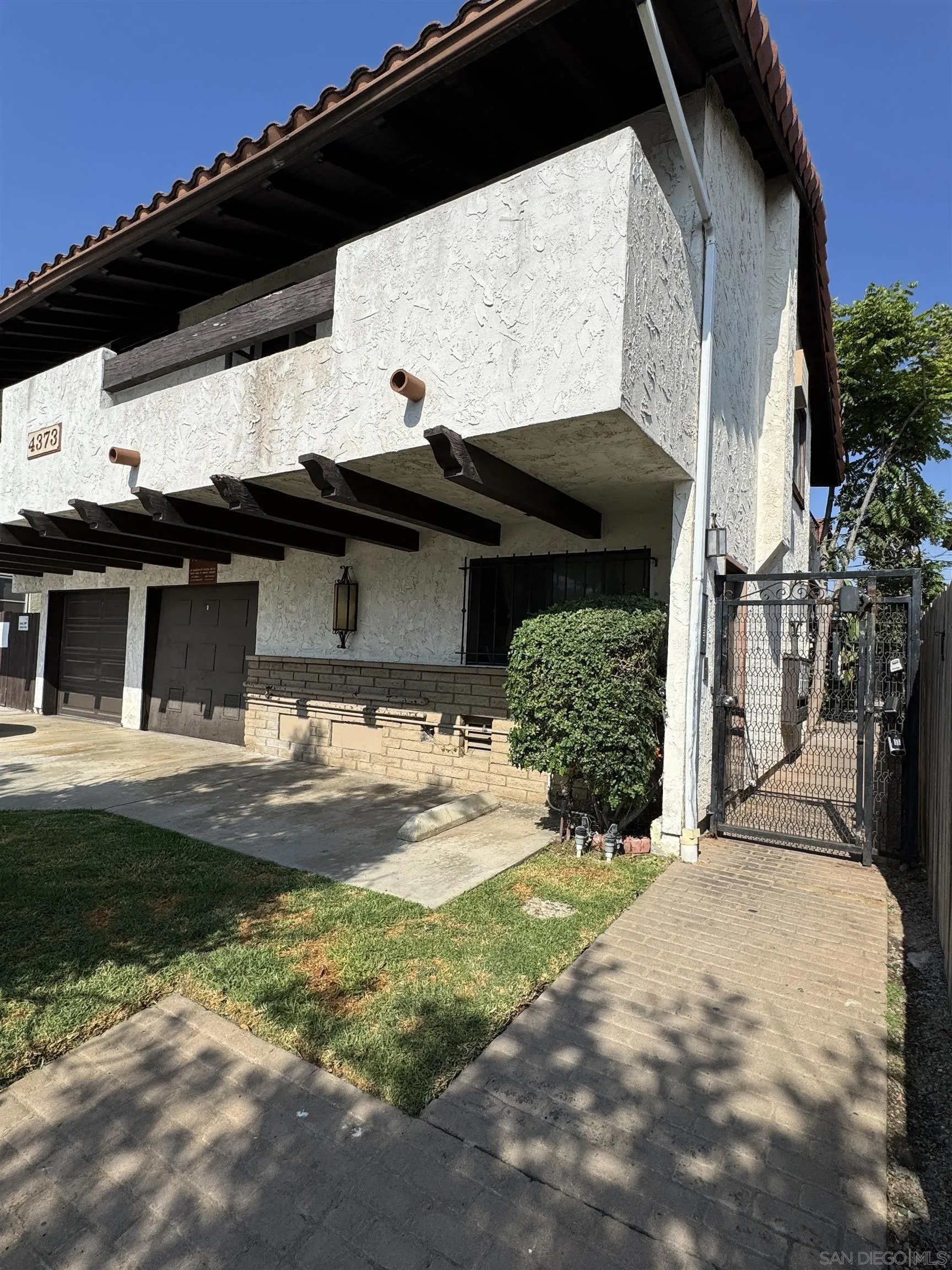 https://cdn.realtyfeed.com/cdn/127/250035849/da3efbdf0367fa2cc546859bfa162d21.webp