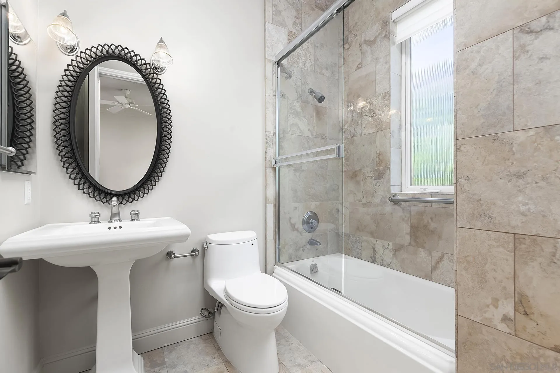 https://cdn.realtyfeed.com/cdn/127/250035854/a6fdbdf8a4f80f01c7679a40de1dd84b.webp