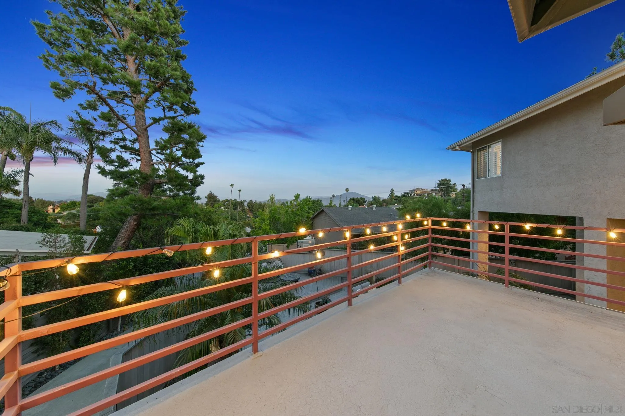 https://cdn.realtyfeed.com/cdn/127/250035855/580e49ef1cded89a8d2b35d91fd6517e.webp