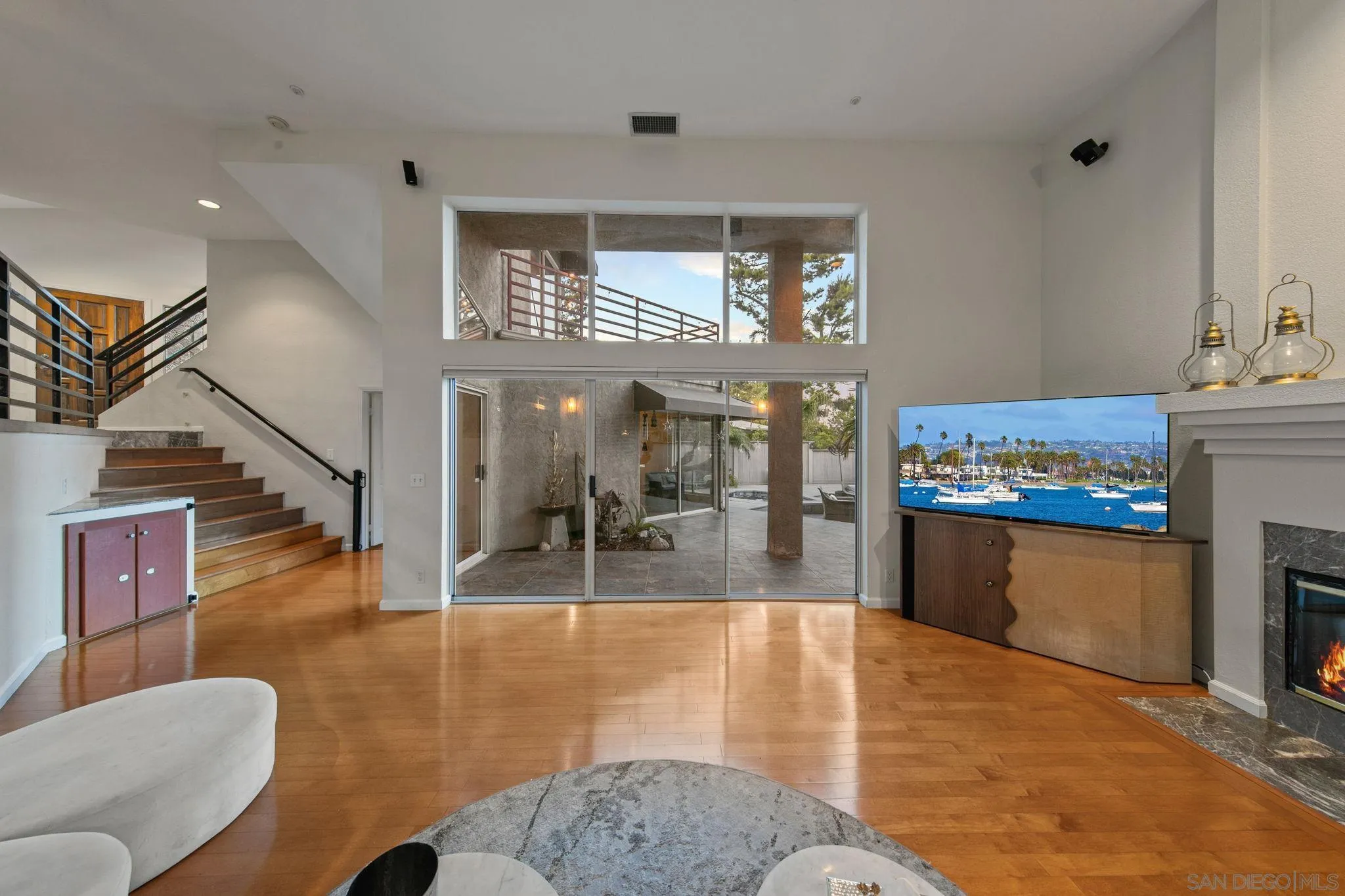 https://cdn.realtyfeed.com/cdn/127/250035855/77df298eba7fd330bc1de5645672d13f.webp