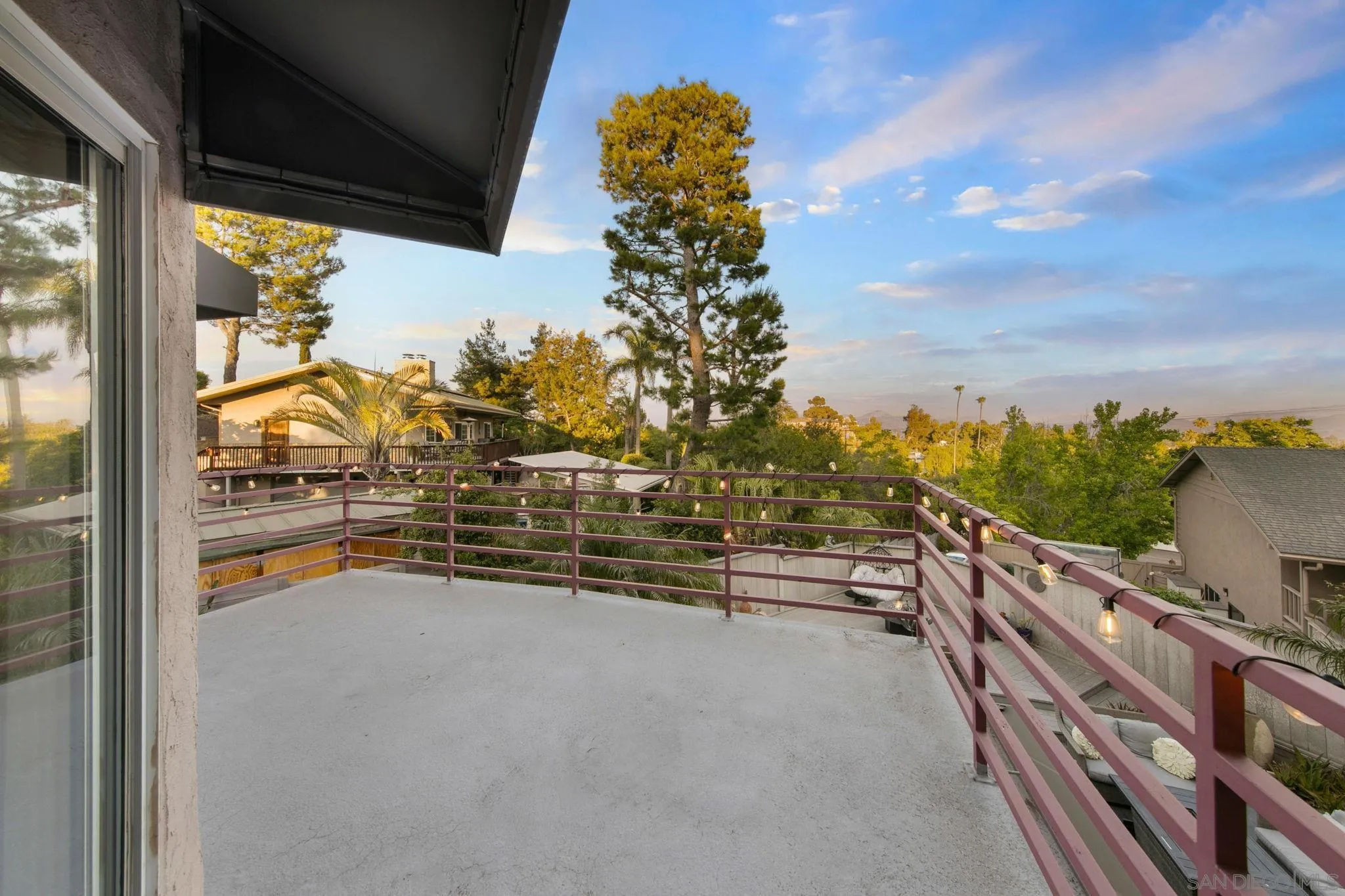 https://cdn.realtyfeed.com/cdn/127/250035855/7a3422fa44c04459aed5bad2e4ed475f.webp