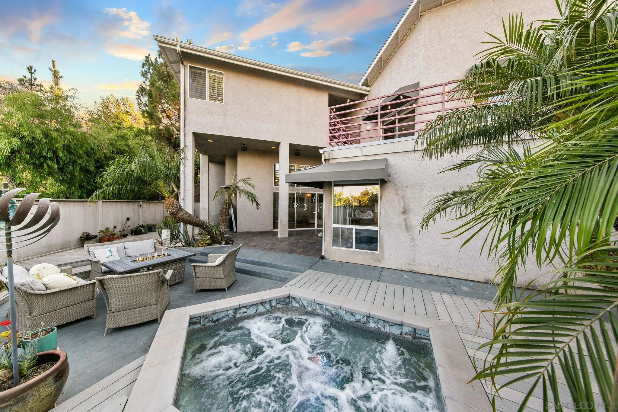 https://cdn.realtyfeed.com/cdn/127/250035855/929bd9962c2e51792195ca218d98f38c.webp