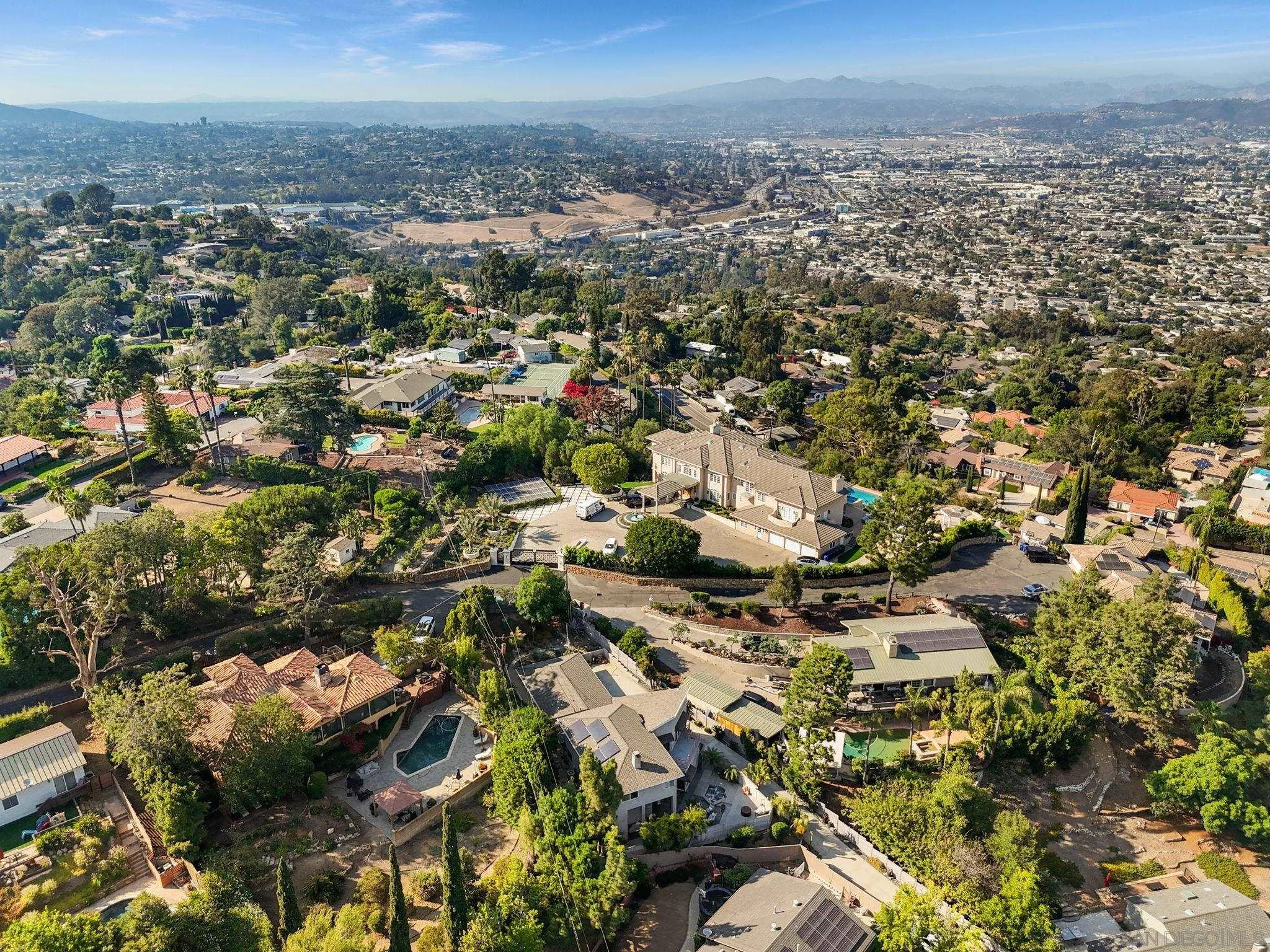 https://cdn.realtyfeed.com/cdn/127/250035855/95b017a70110a2d21758cc18f1403904.webp