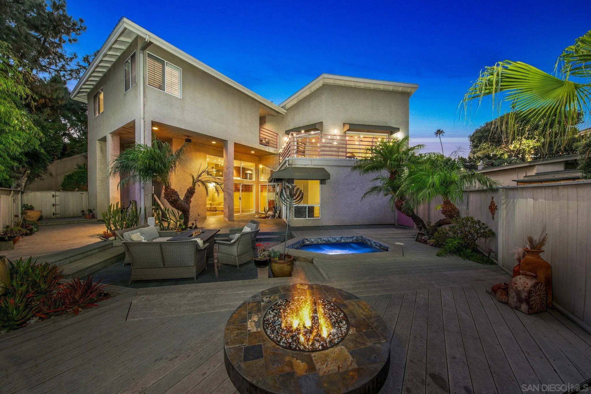 https://cdn.realtyfeed.com/cdn/127/250035855/9a356908470b421241bb0d0904952105.webp