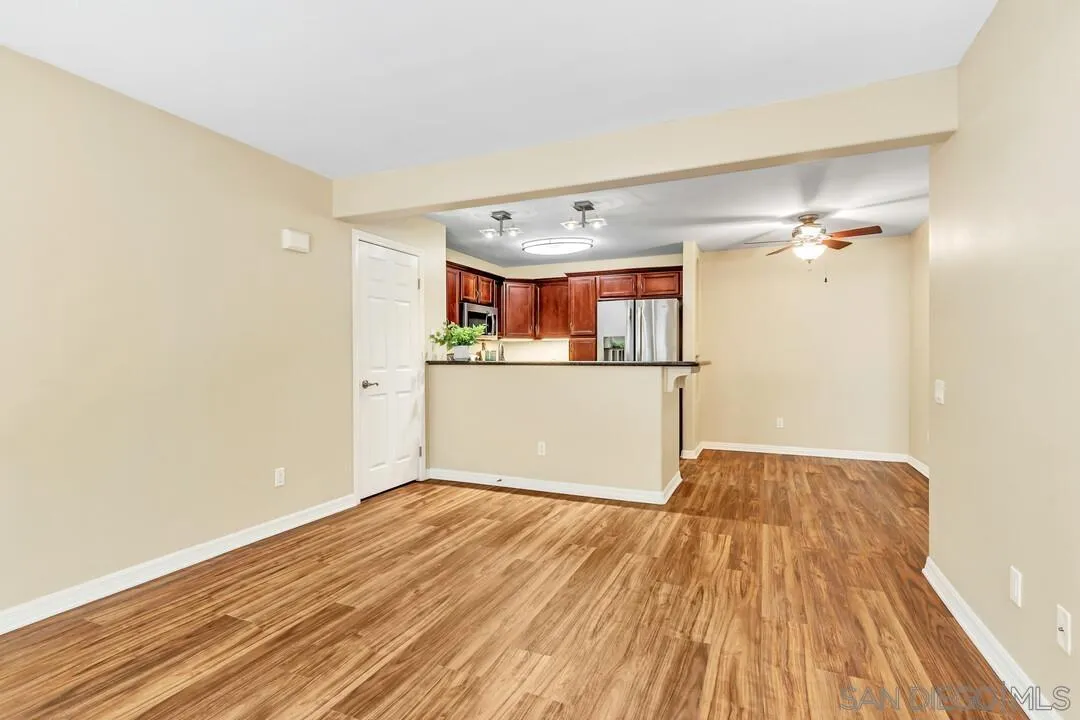 Photo #6: 250035863 Listing 