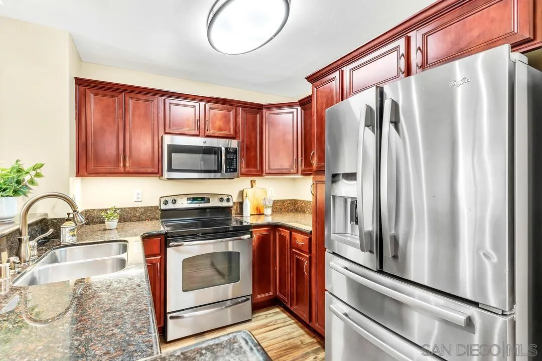 Photo #11: 250035863 Listing: Photo #11