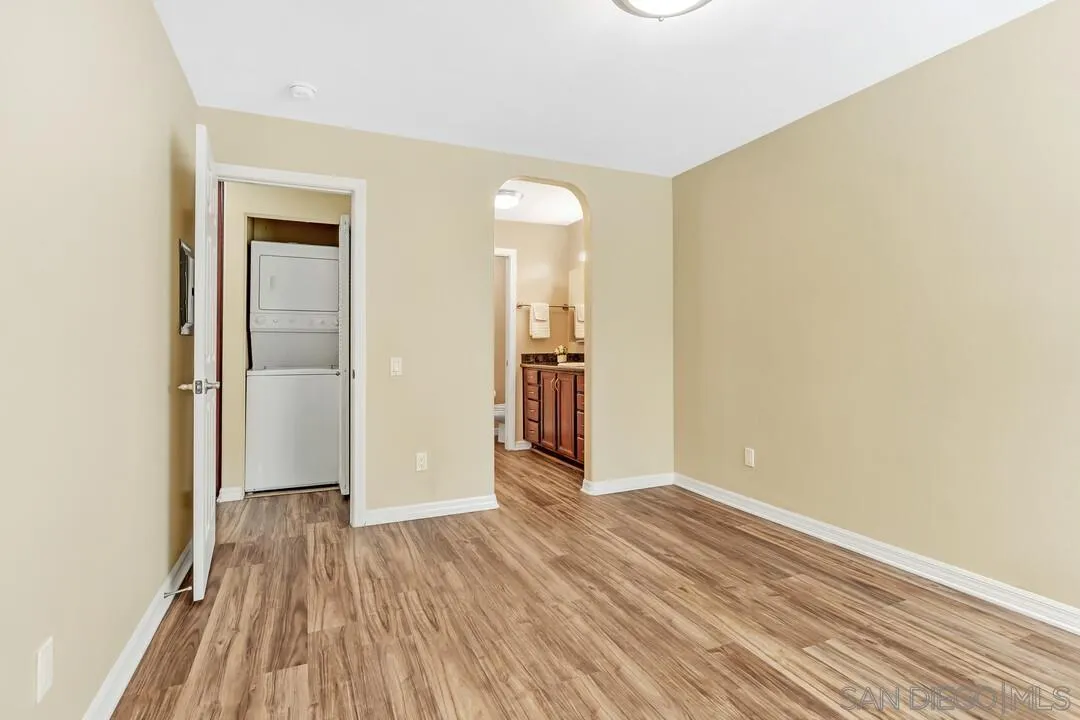 Photo #21: 250035863 Listing: Photo #21