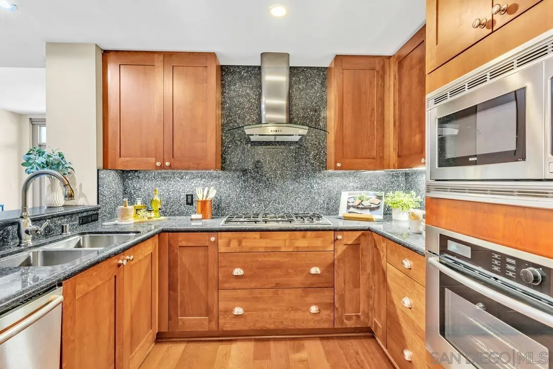 Photo #9: 250035864 Listing: Photo #9