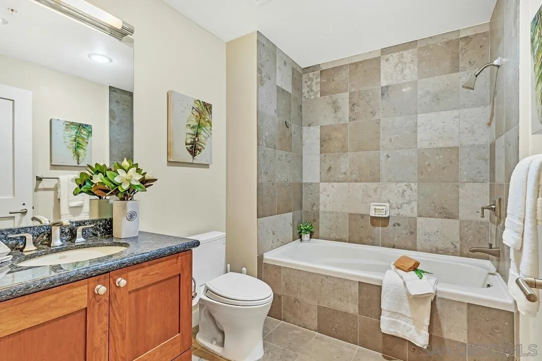 Photo #34: 250035864 Listing: Photo #34