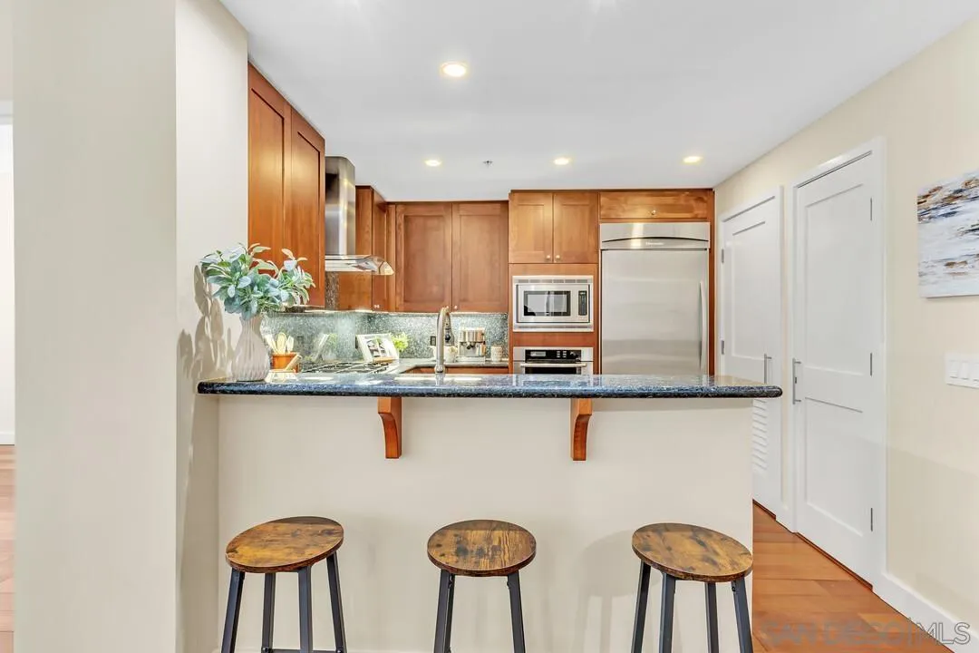 Photo #13: 250035864 Listing: Photo #13