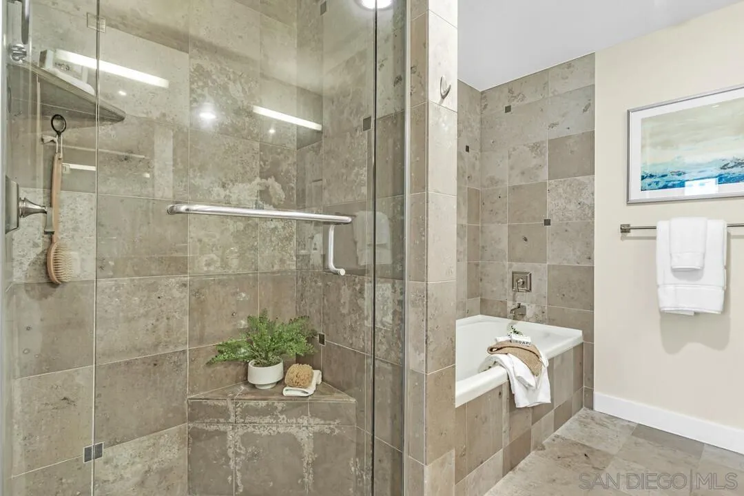 Photo #35: 250035864 Listing: Photo #35