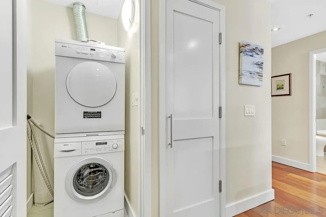 Photo #12: 250035864 Listing: Photo #12