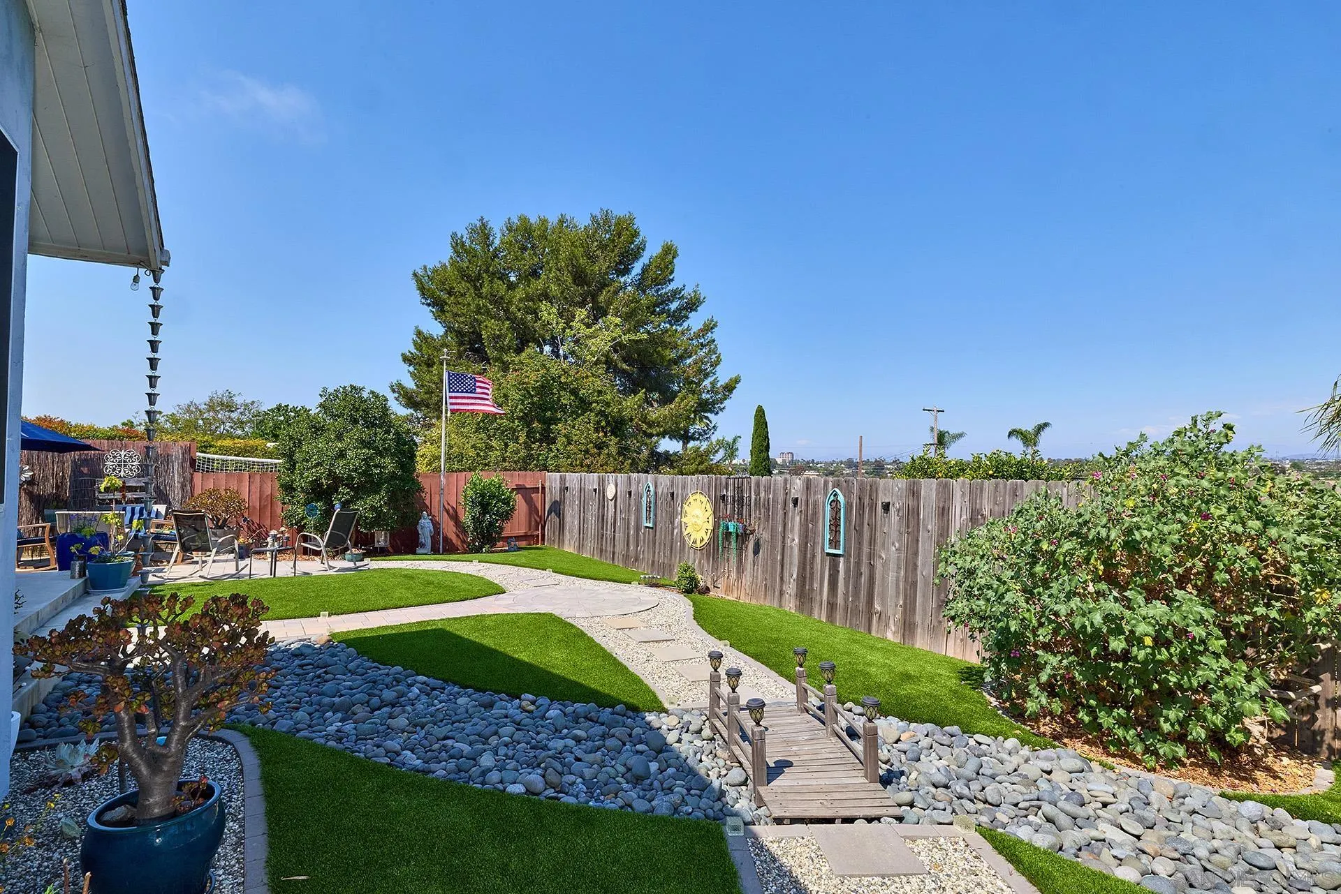 https://cdn.realtyfeed.com/cdn/127/250035869/2dd9fed12f768beafe296f4cde87a089.webp