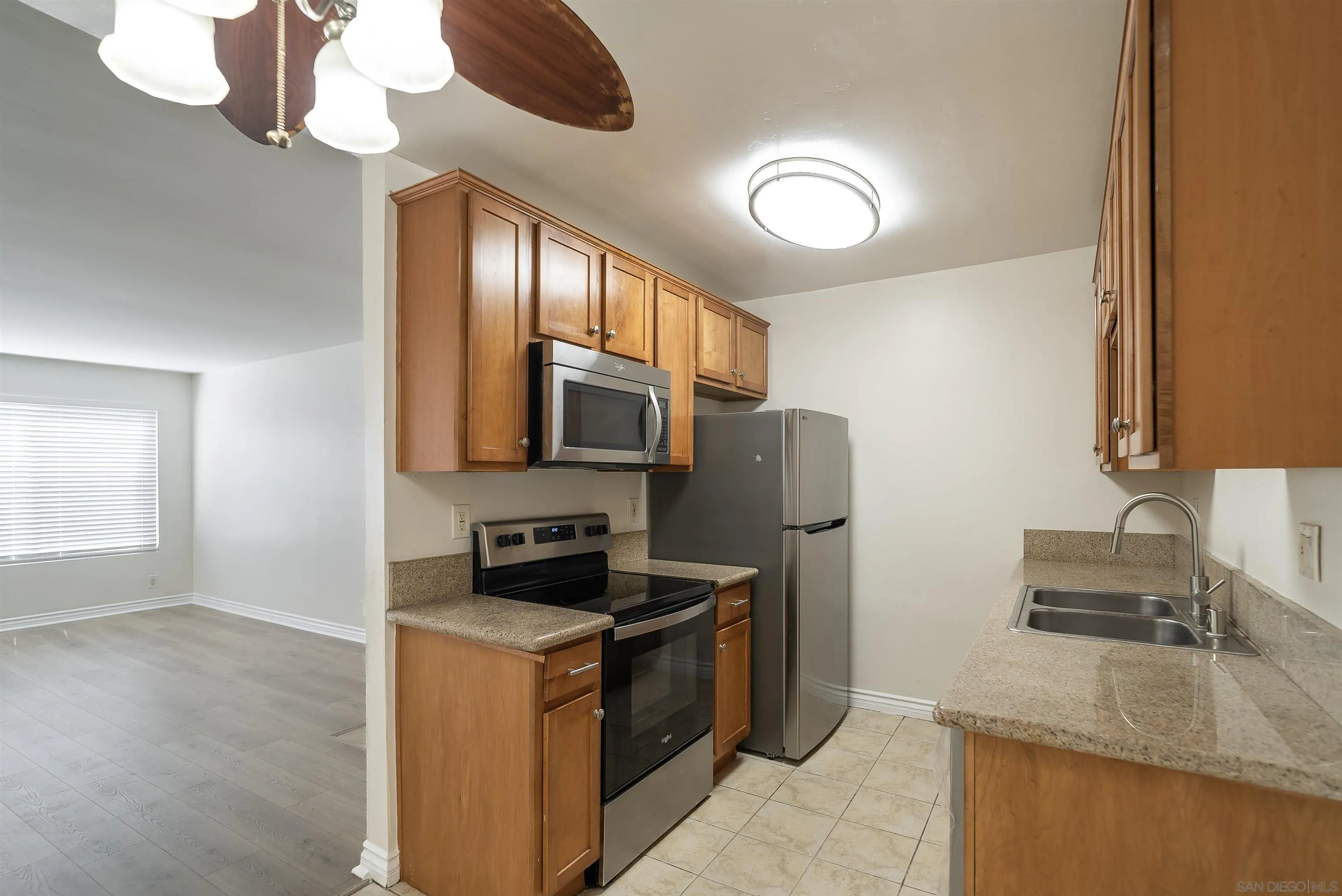 Photo #10: 250035874 Listing: Photo #10