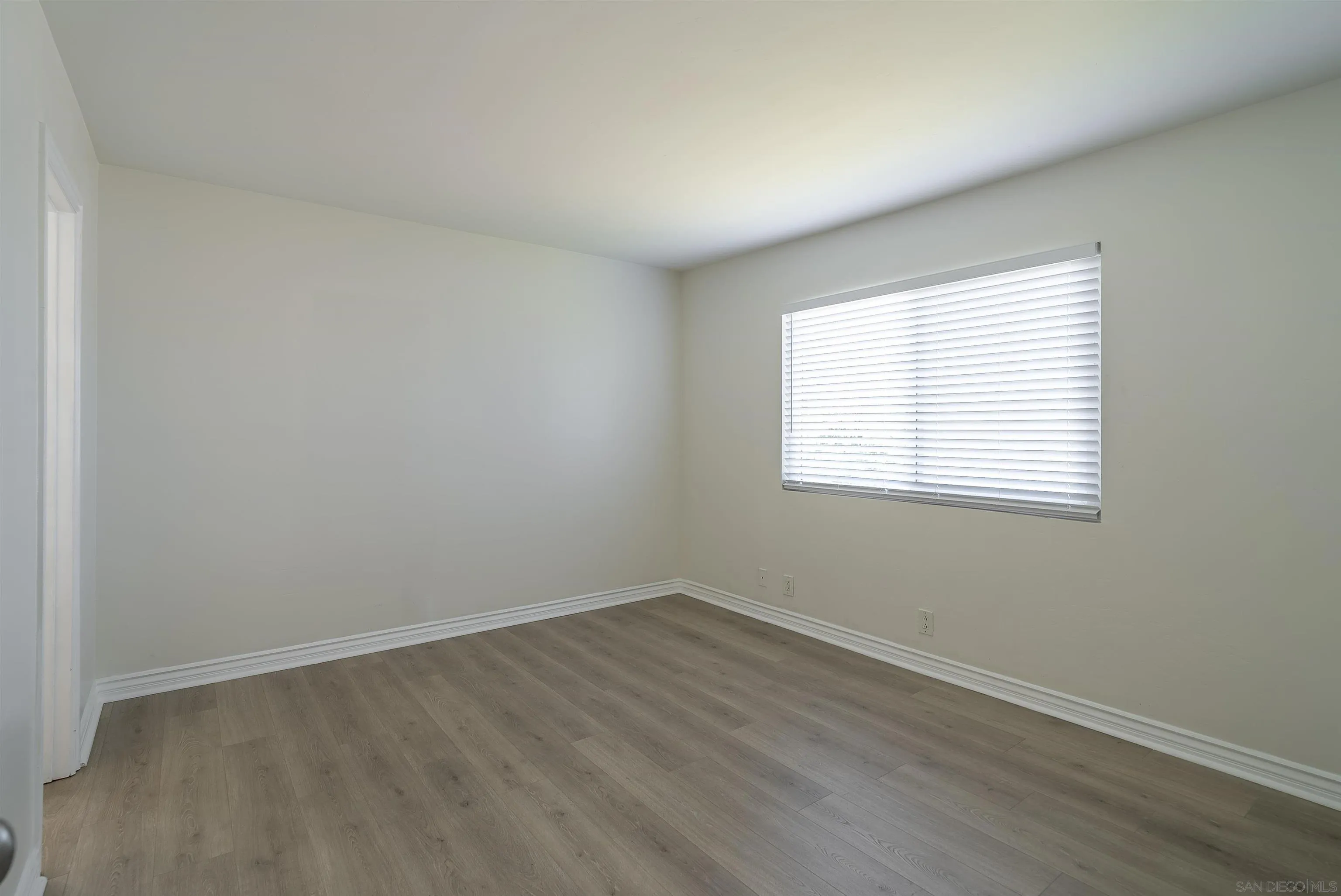 Photo #16: 250035874 Listing: Photo #16