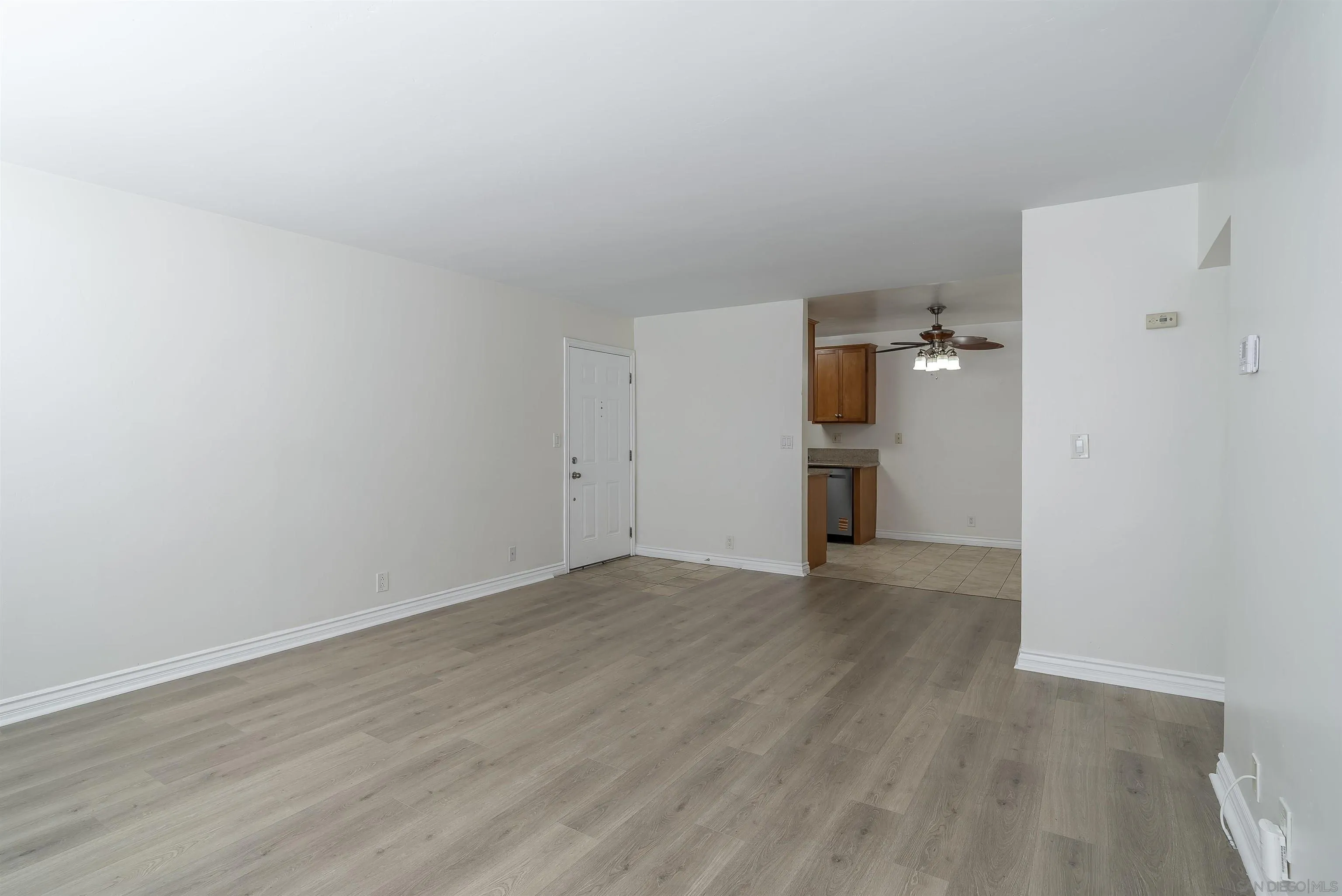 Photo #8: 250035874 Listing: Photo #8