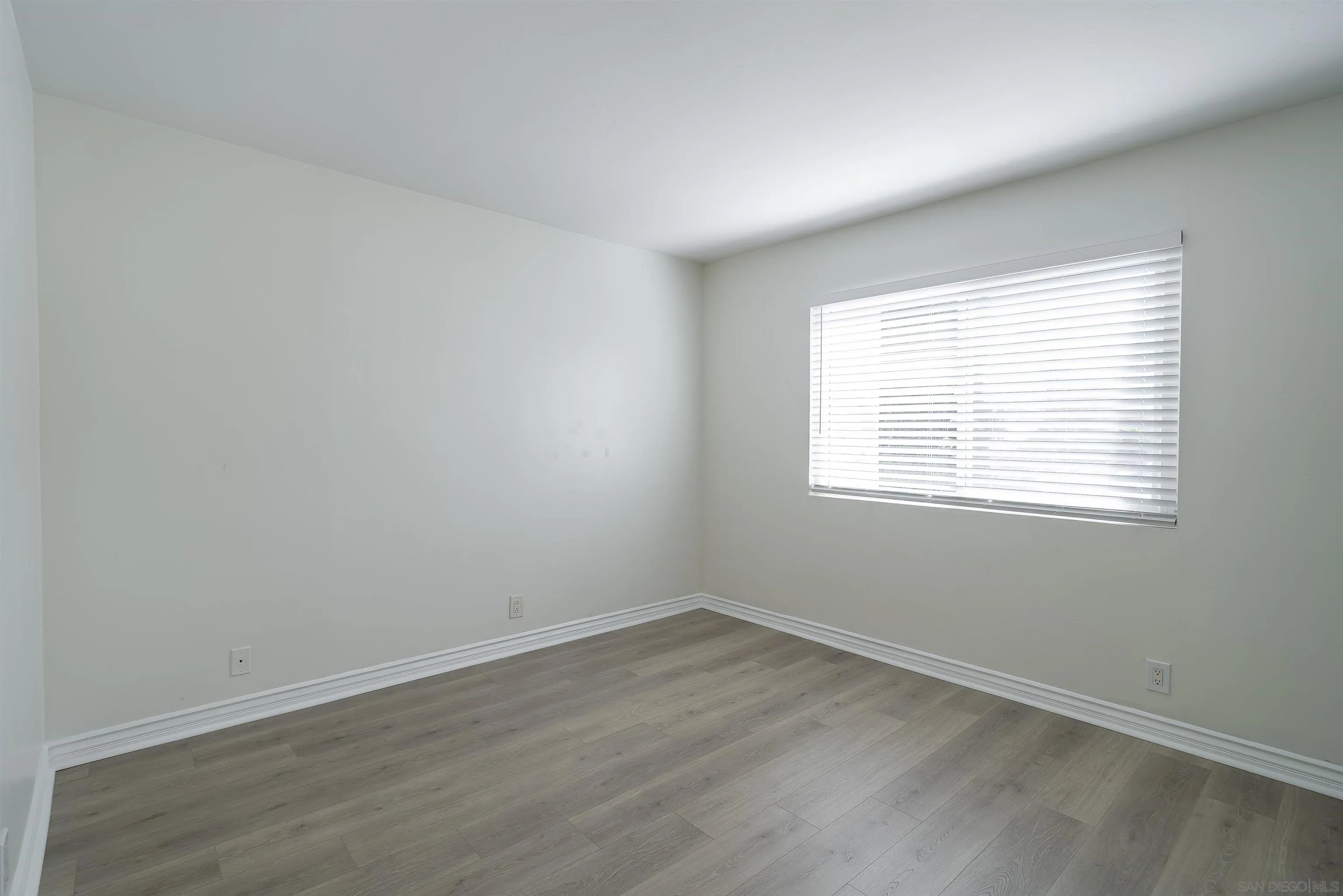 Photo #18: 250035874 Listing: Photo #18