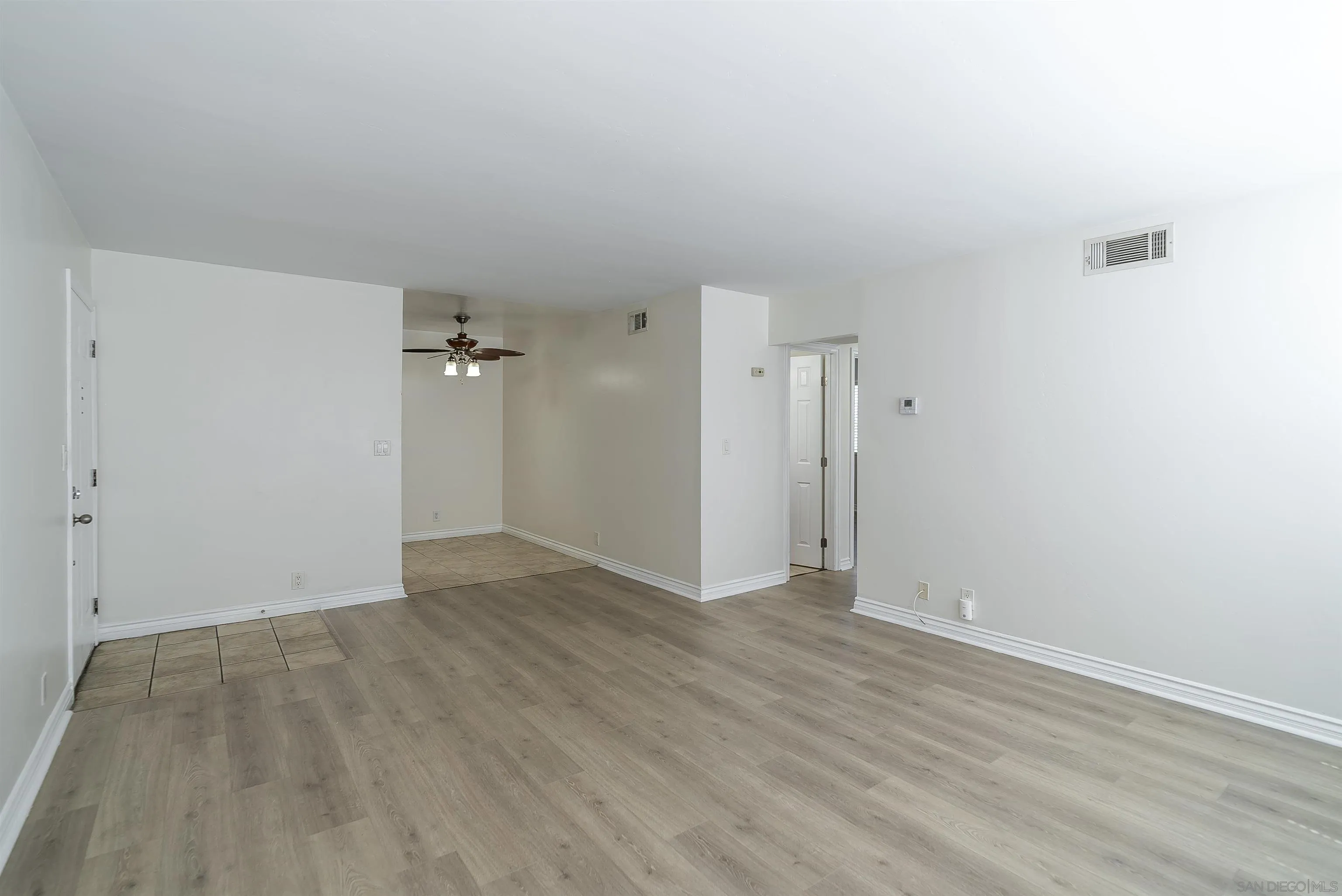 Photo #5: 250035874 Listing 