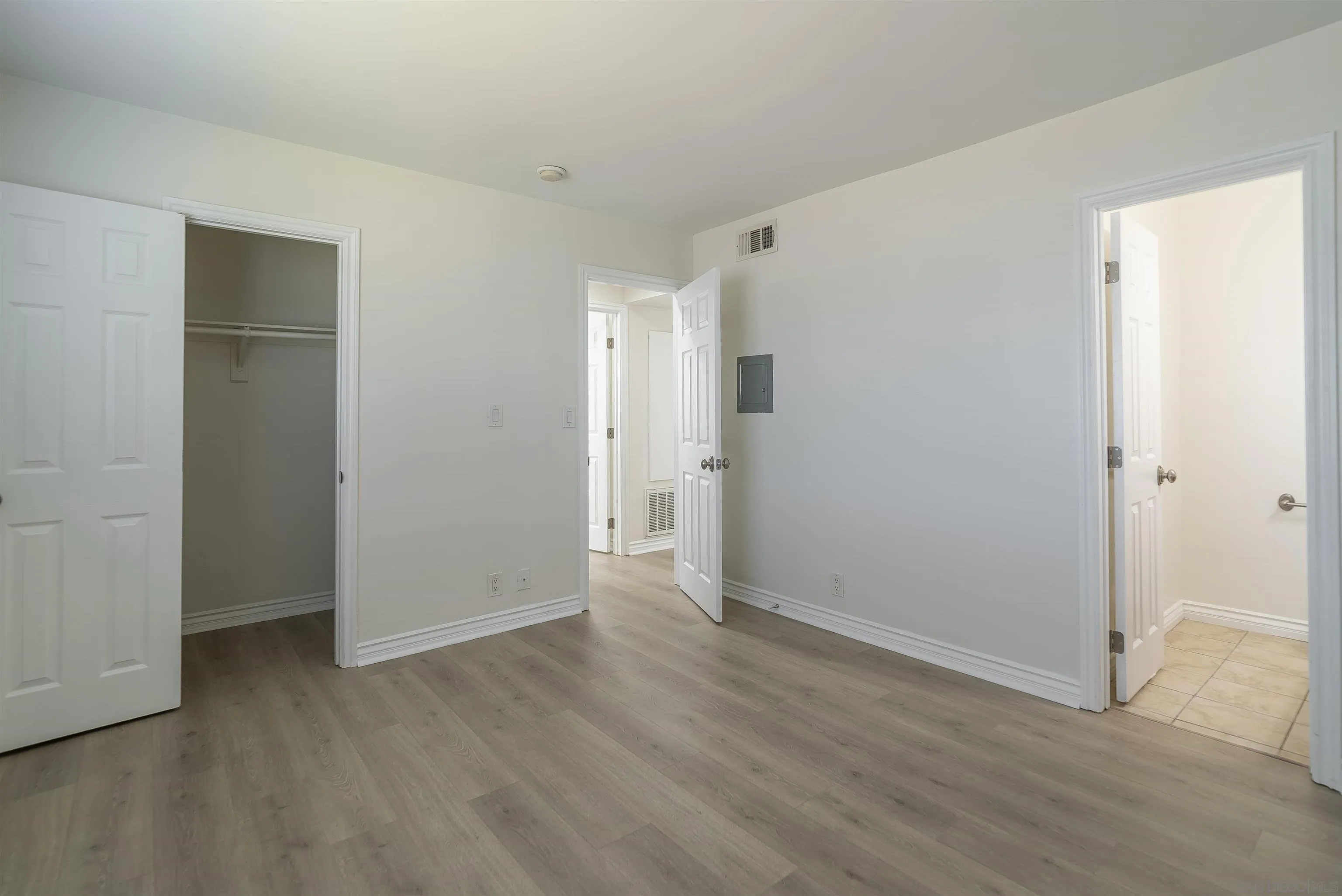 Photo #14: 250035874 Listing: Photo #14
