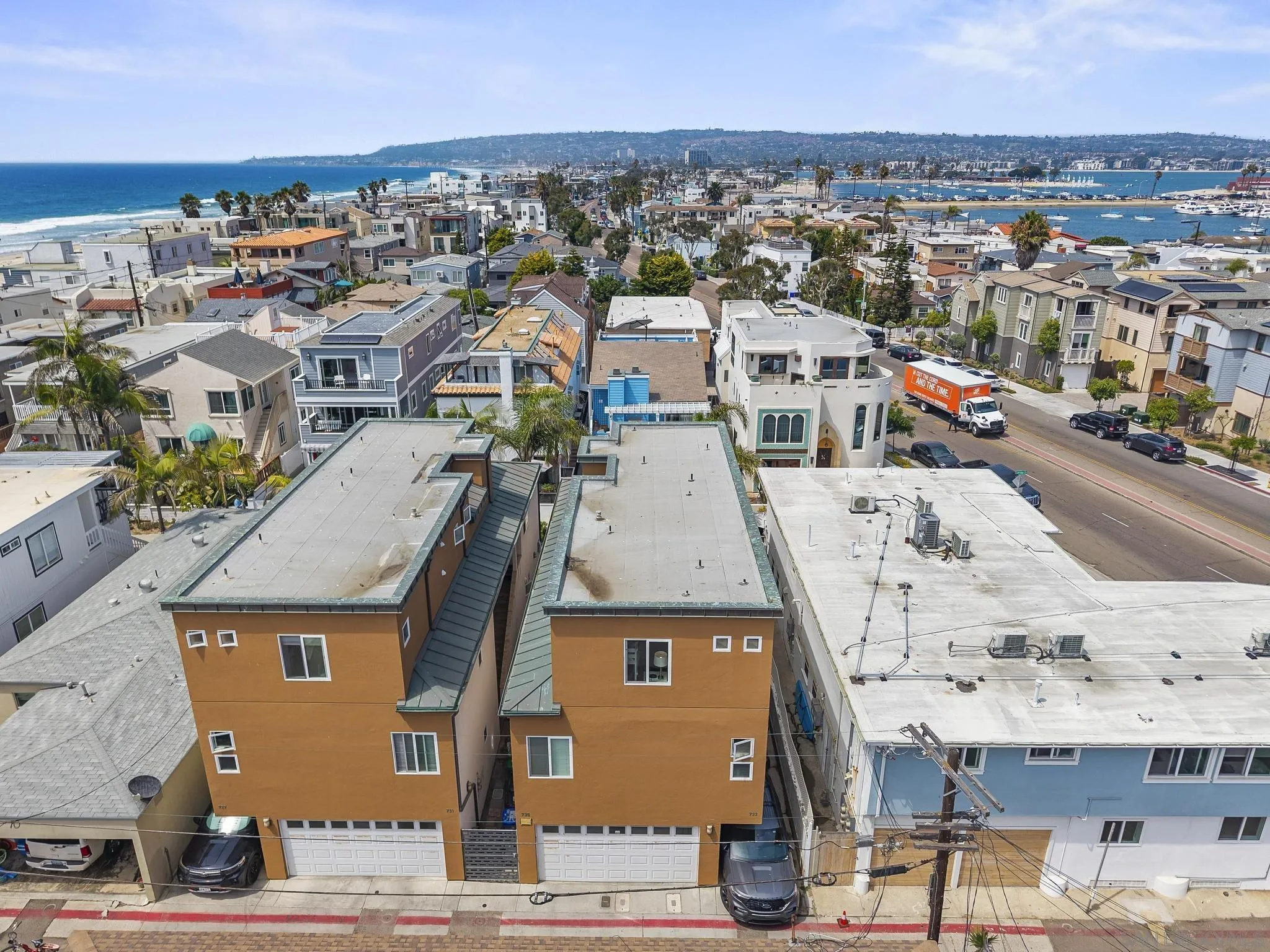 https://cdn.realtyfeed.com/cdn/127/250035878/4ef84e75ec7d2bfe84f6d410b30383f1.webp