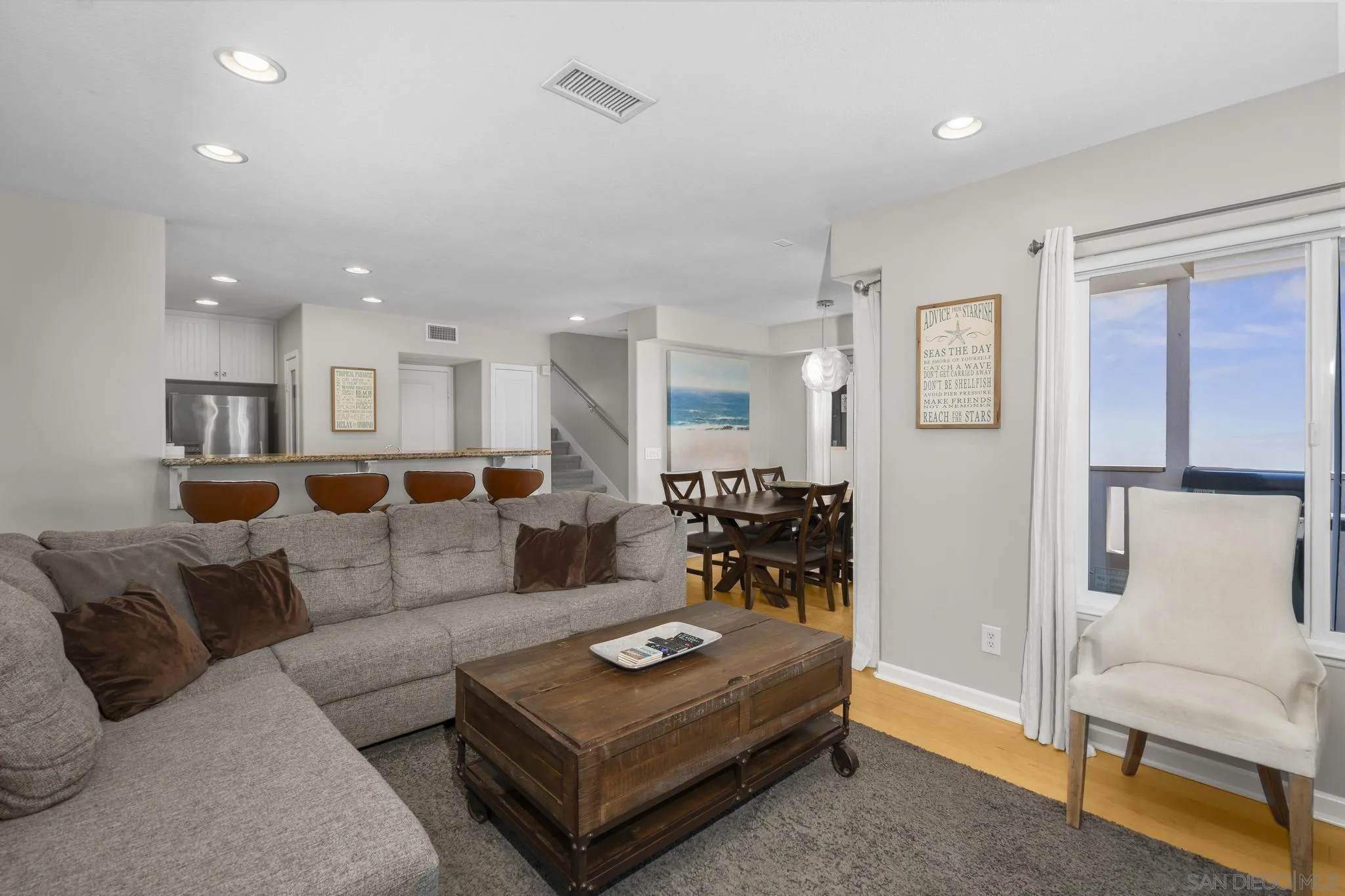 Photo #6: 250035878 Listing 