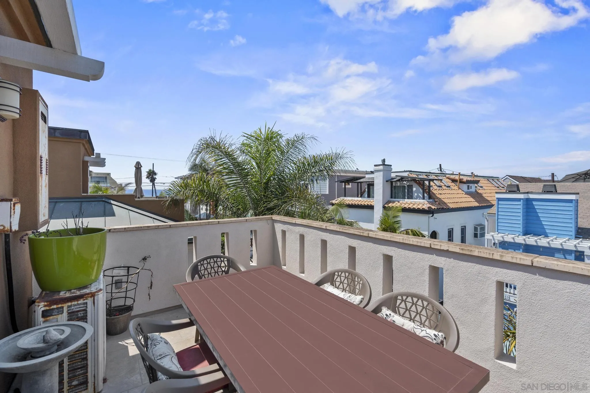 https://cdn.realtyfeed.com/cdn/127/250035878/e30d0c5f6b206b036c1cbbfdea31624e.webp