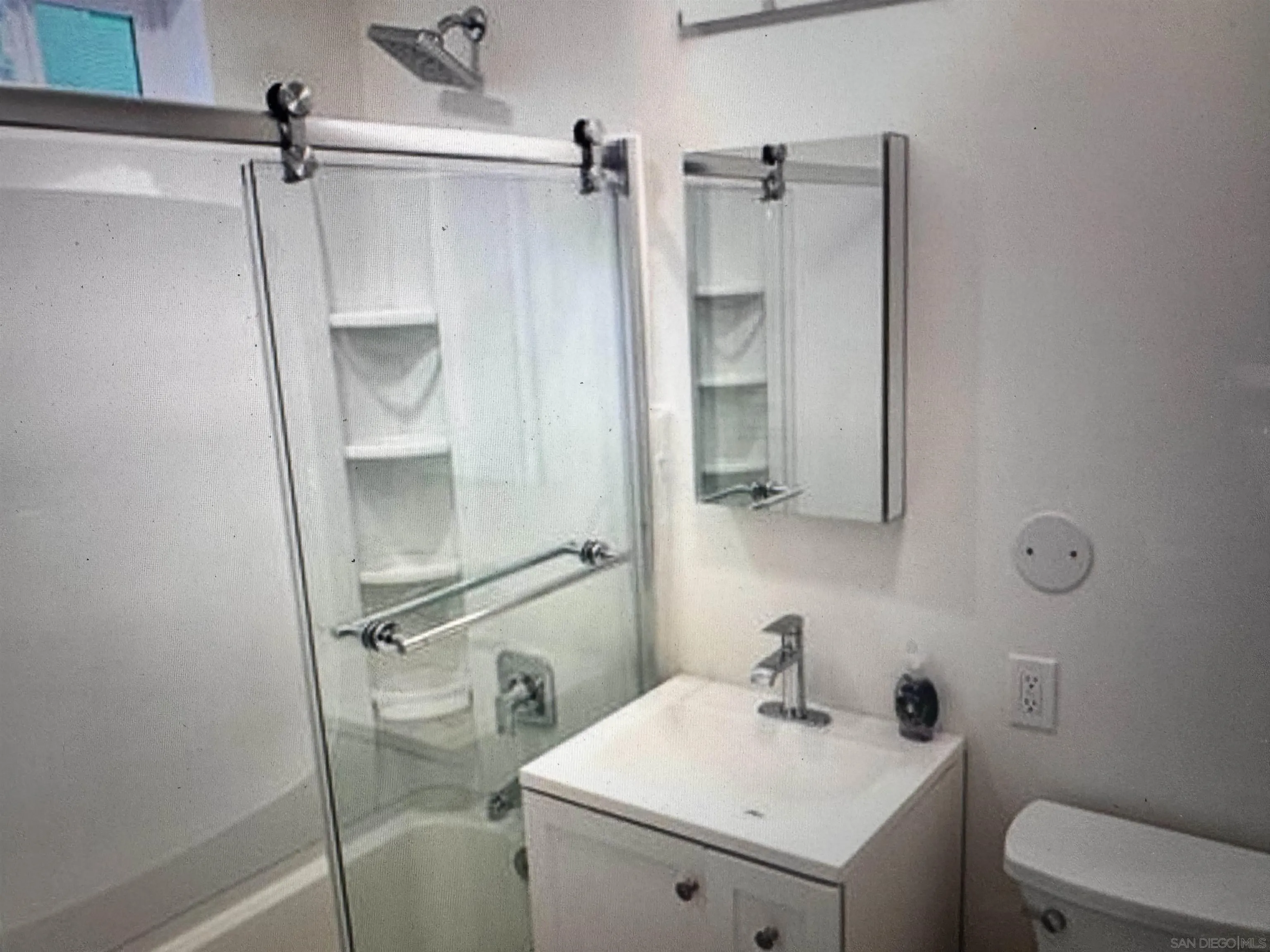 https://cdn.realtyfeed.com/cdn/127/250035881/e92808d3f1122469fb552ae45b98aec2.webp
