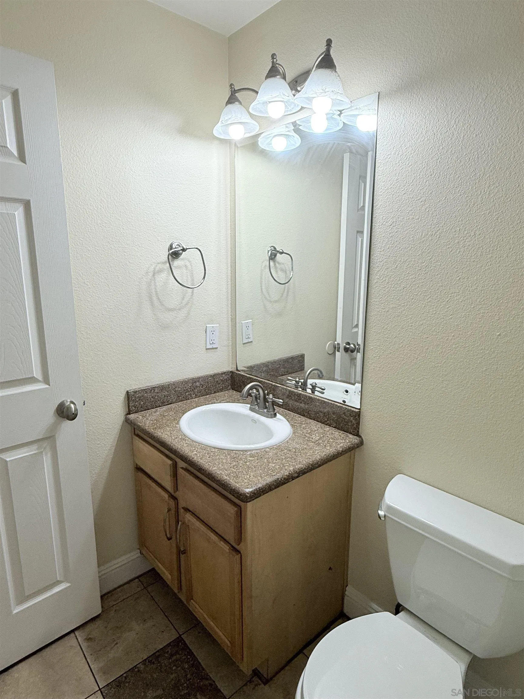 Photo #20: 250035884 Listing: Photo #20