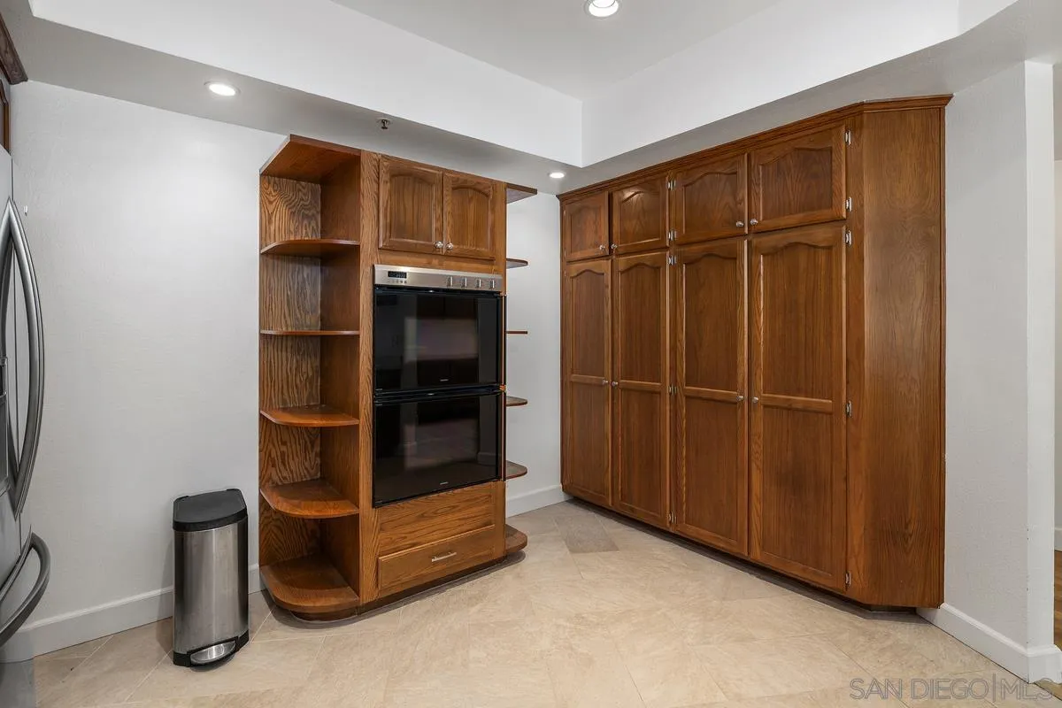 Photo #8: 250035885 Listing: Photo #8