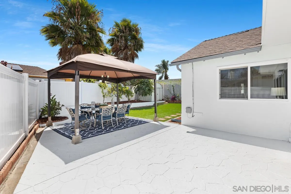 https://cdn.realtyfeed.com/cdn/127/250035892/d4fad0fc38ce89428e8ea92cefde016c.webp