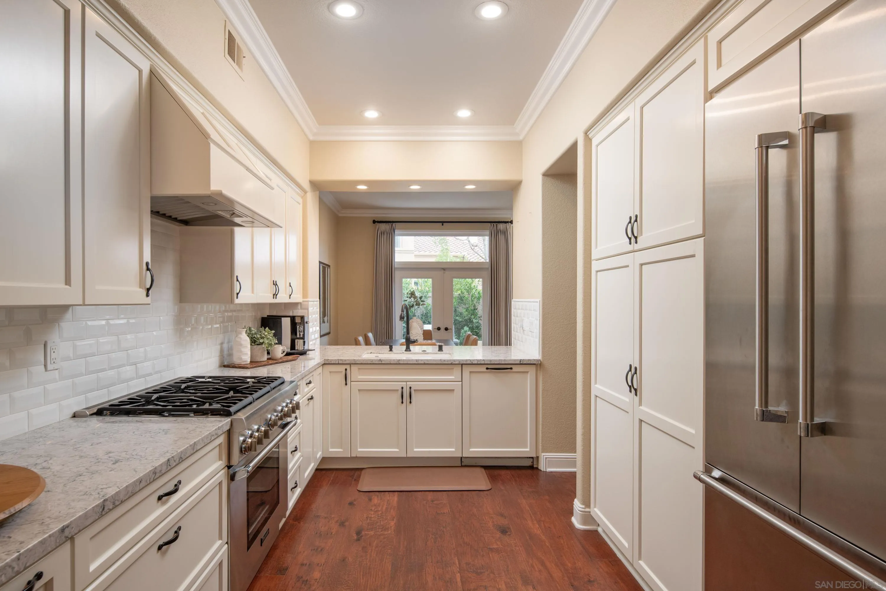 https://cdn.realtyfeed.com/cdn/127/250035893/2513adde50e581486b9de6822d642c7a.webp