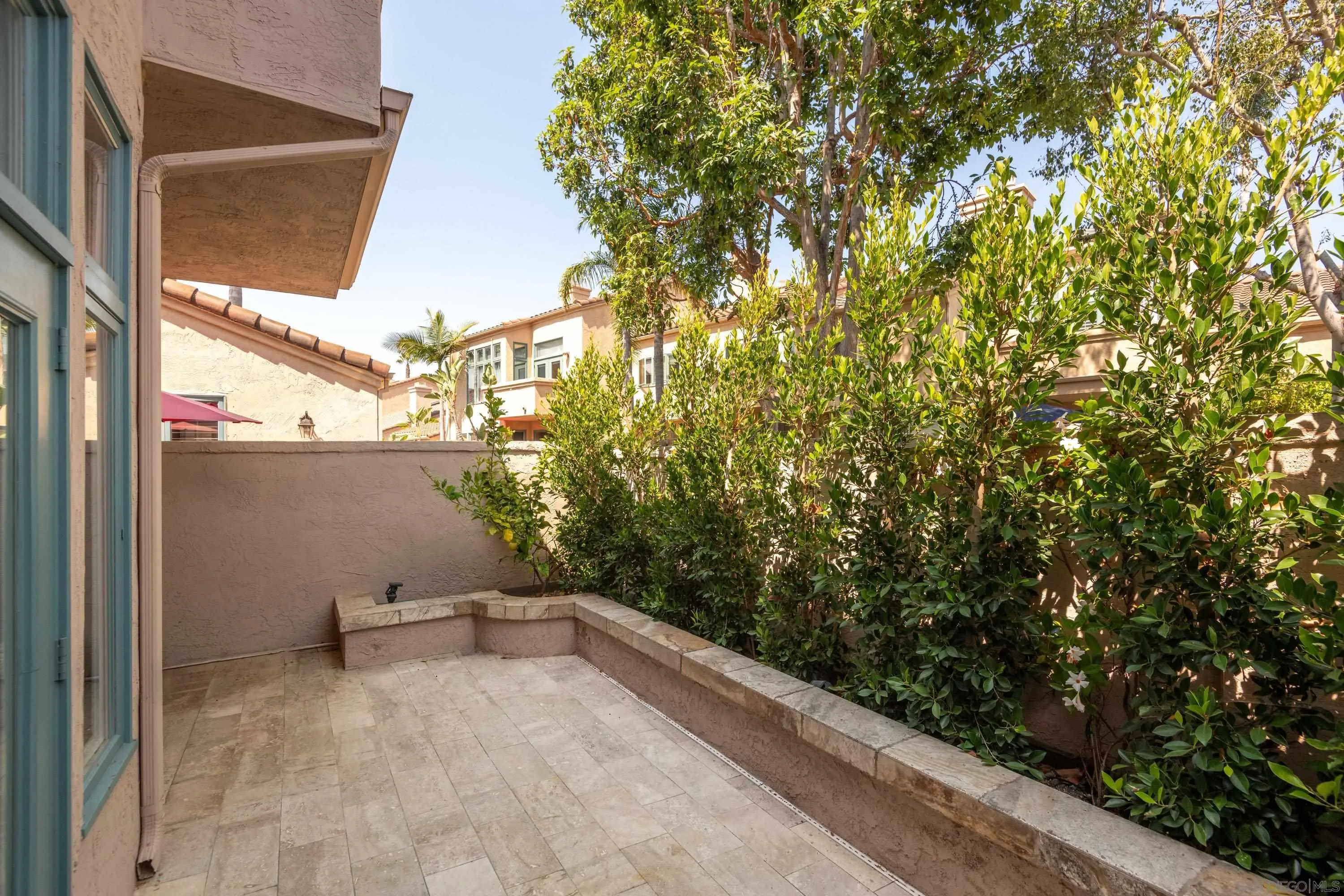 https://cdn.realtyfeed.com/cdn/127/250035893/c27406eba3d63e3931cd30e29fad83e6.webp