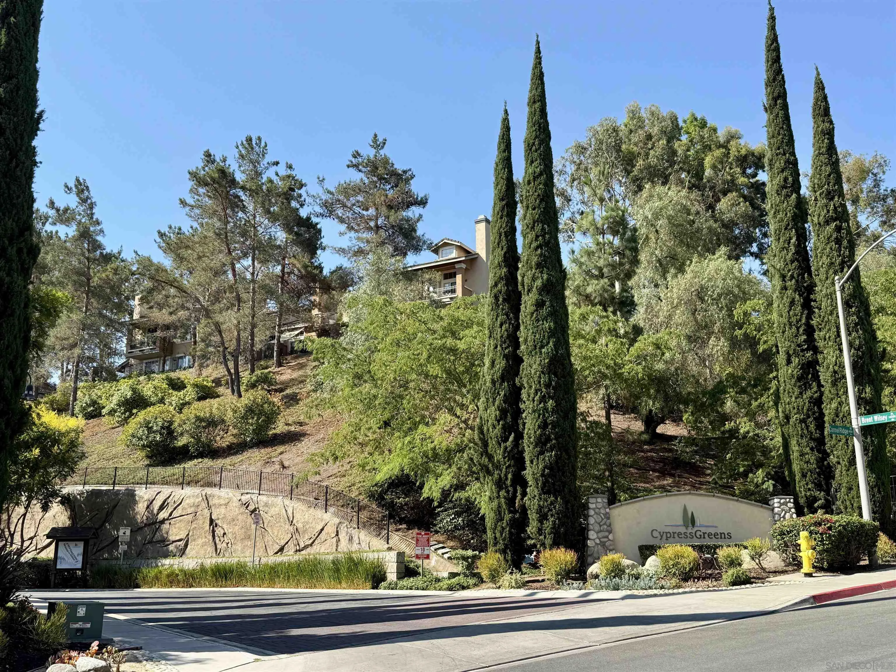https://cdn.realtyfeed.com/cdn/127/250035898/b3362de6a423d0609a6698a0ec335470.webp