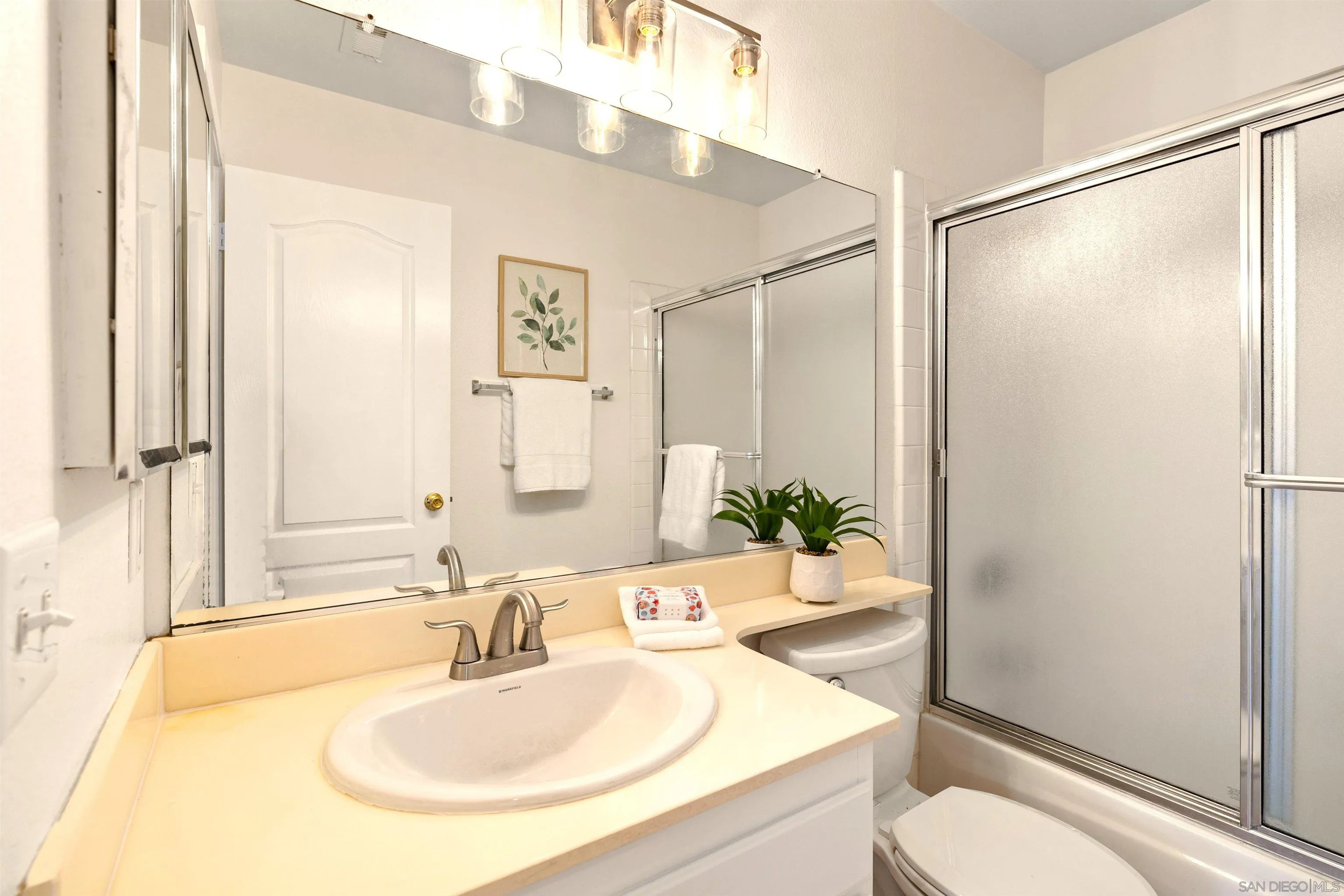 Photo #14: 250035900 Listing: Photo #14