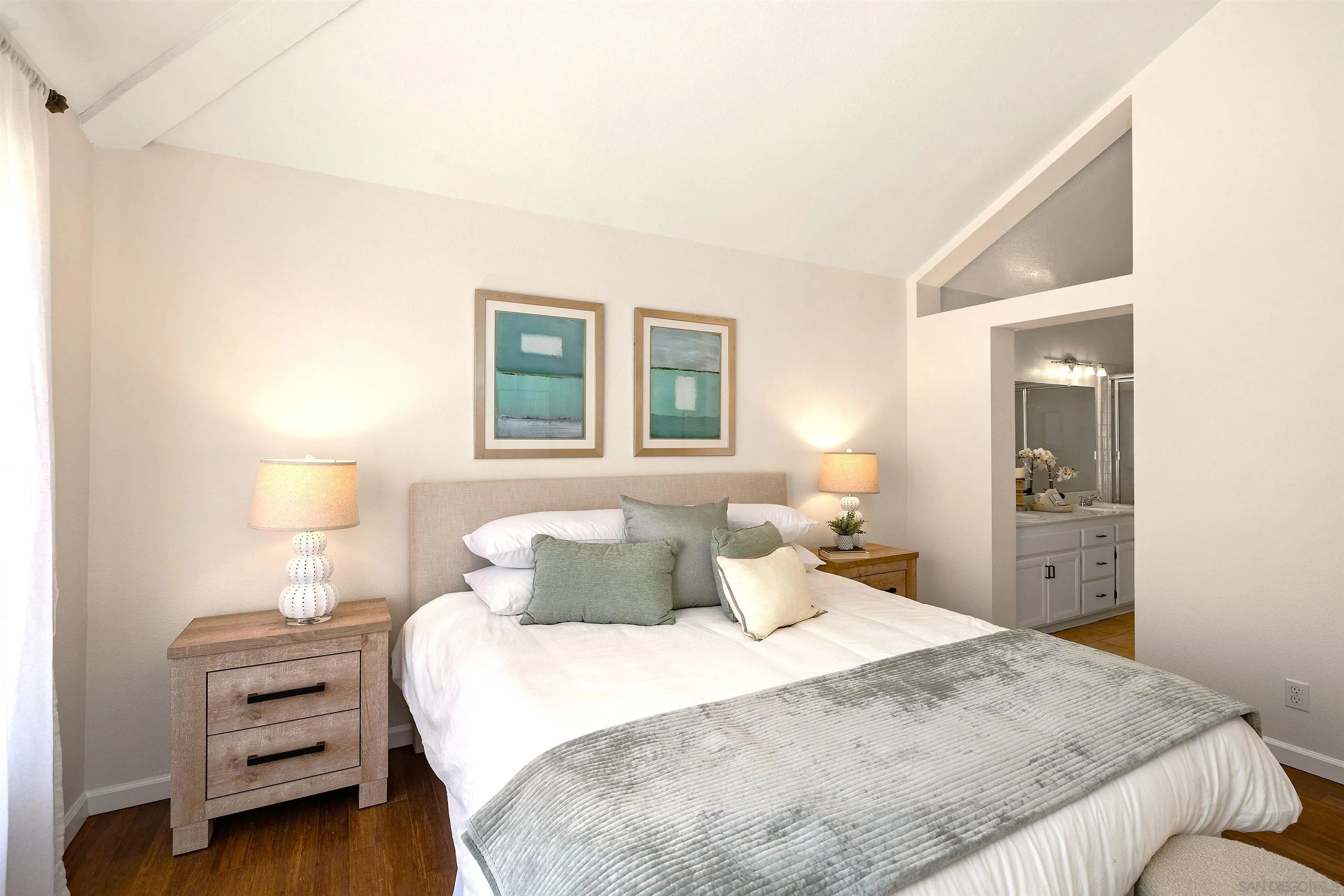 Photo #11: 250035900 Listing: Photo #11