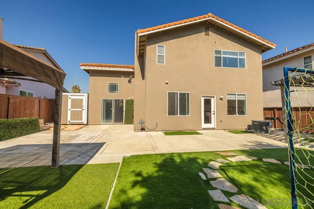 https://cdn.realtyfeed.com/cdn/127/250035907/0b049d276e824f7e90b514f7468d16dd.webp
