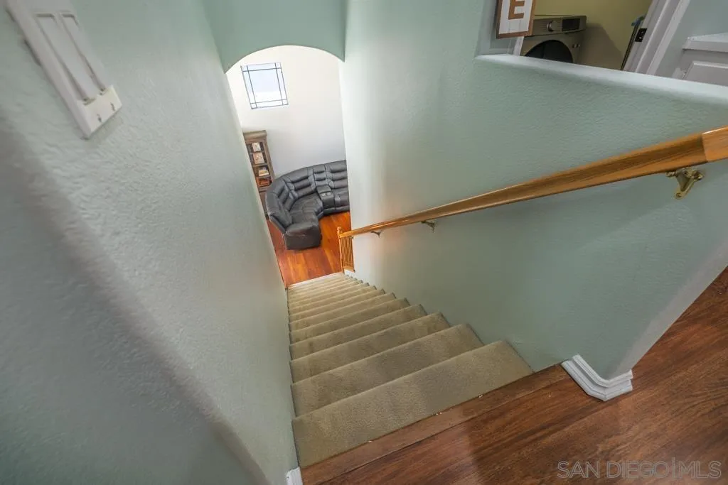 https://cdn.realtyfeed.com/cdn/127/250035907/6fb98b35ac6b94e31d116e7fe8d946bf.webp