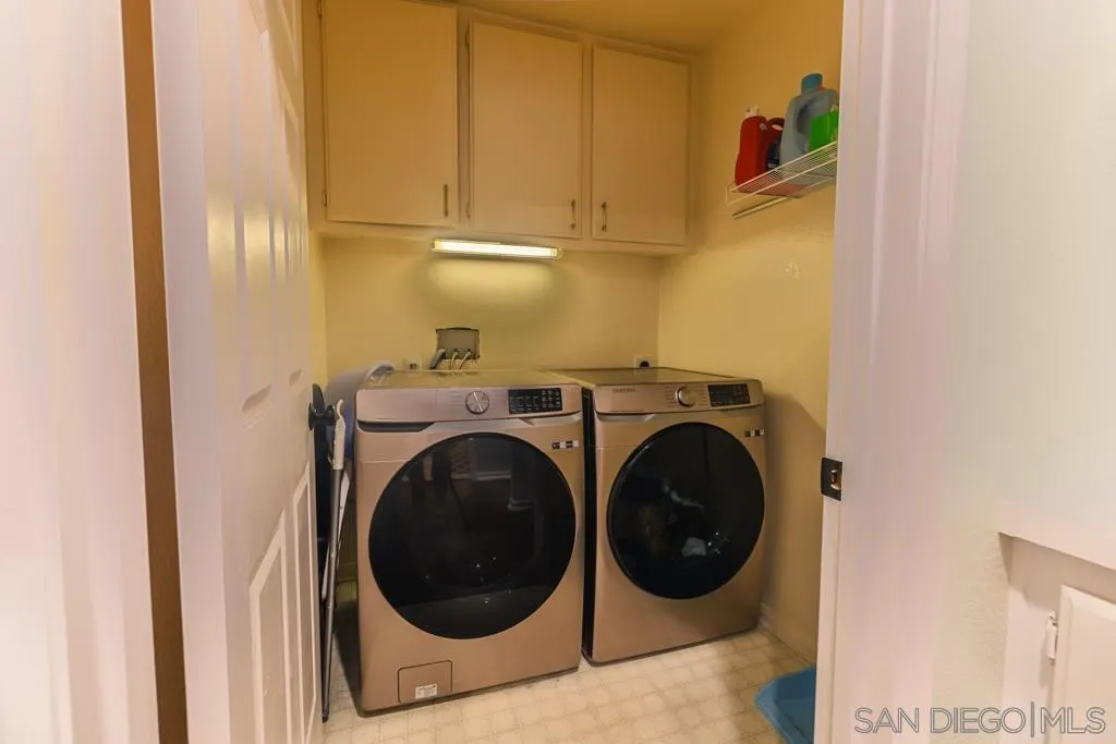https://cdn.realtyfeed.com/cdn/127/250035907/8041cb575322c76a8f6a49d91d818bda.webp