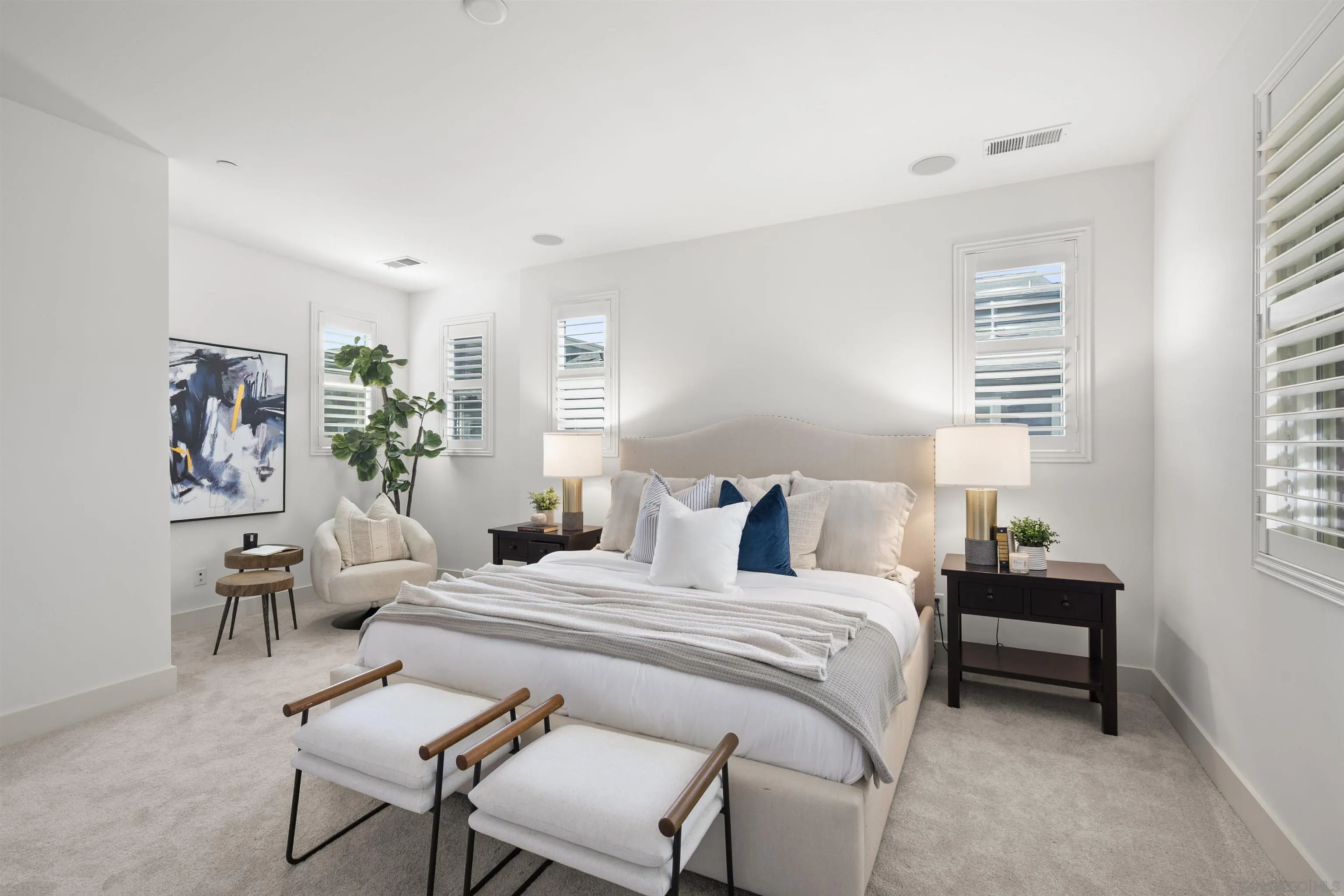https://cdn.realtyfeed.com/cdn/127/250035912/c5d102b0cdbb593c6f1a6281de299a35.webp