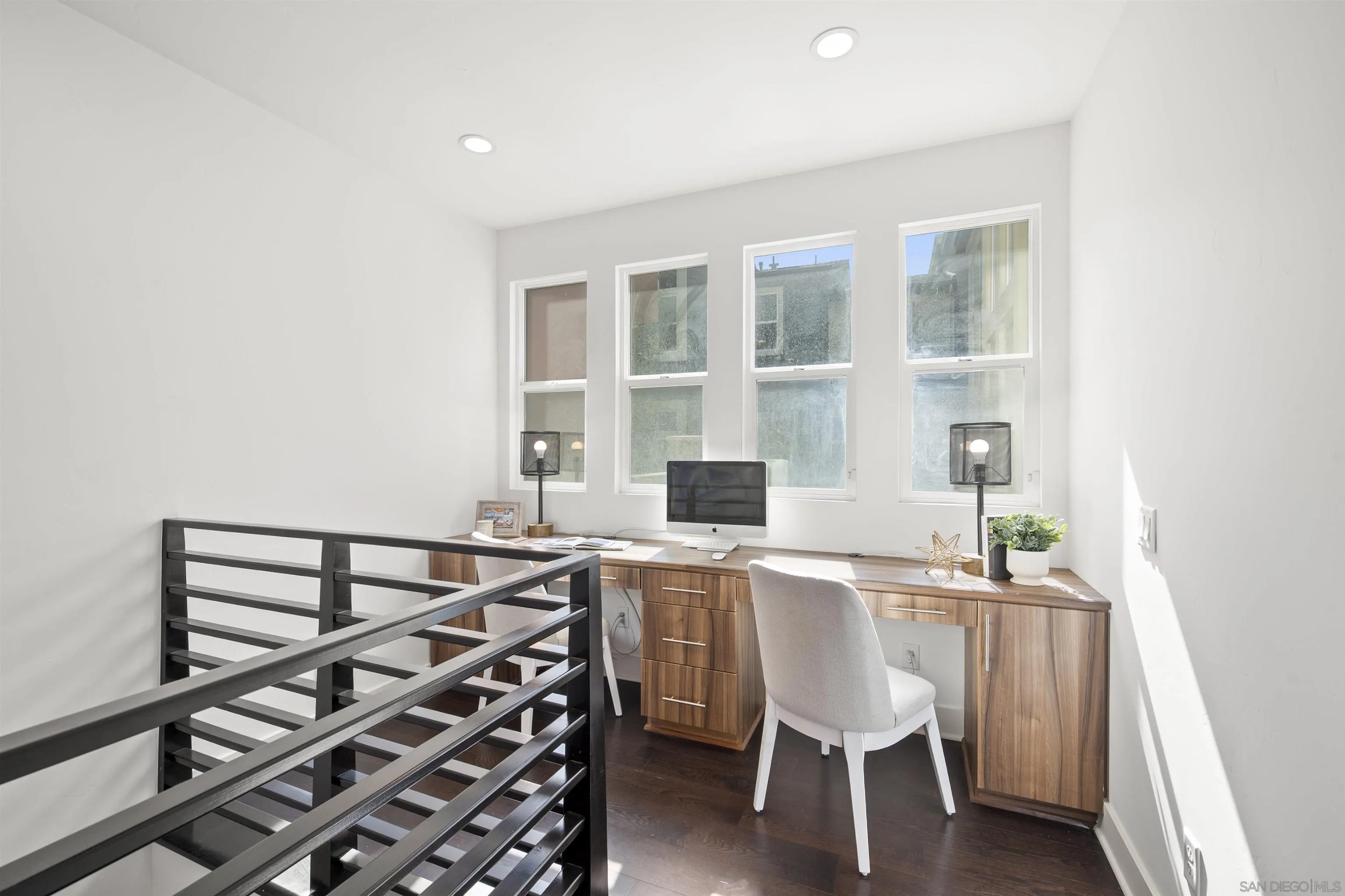 https://cdn.realtyfeed.com/cdn/127/250035912/e90999da69ed2bb0497438f8c02026be.webp