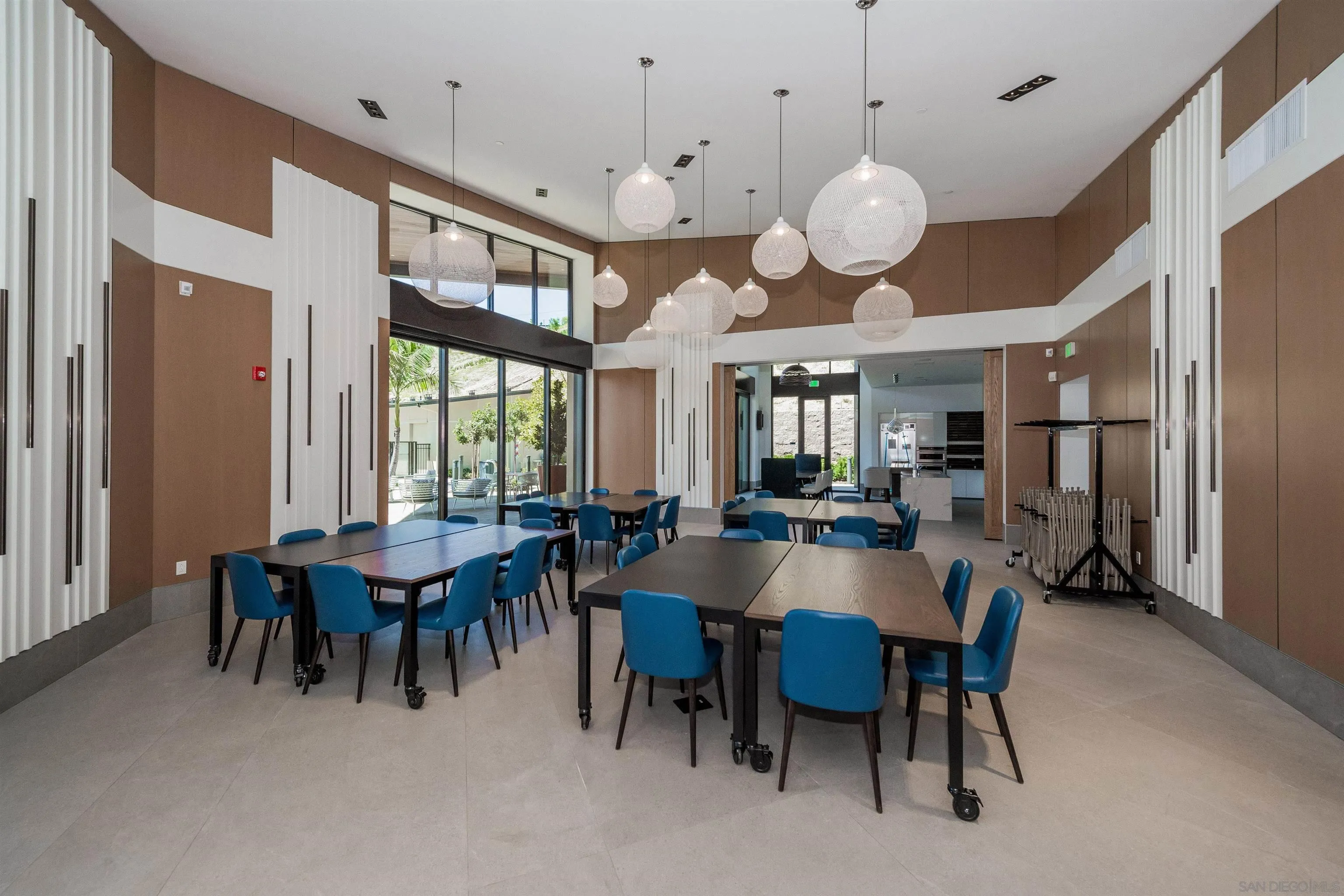 https://cdn.realtyfeed.com/cdn/127/250035912/f8c04d368d22f0bdff12ba7ac2550378.webp