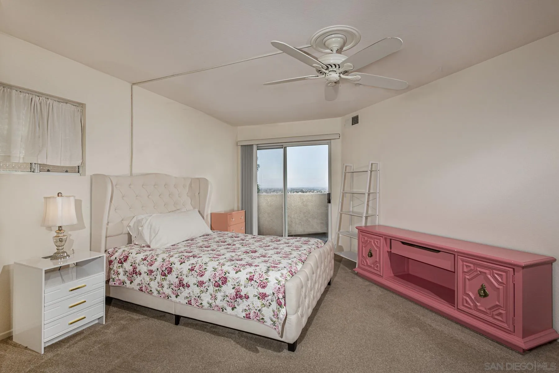 https://cdn.realtyfeed.com/cdn/127/250035916/9e89629197e4aa1d2c3a46269450267e.webp