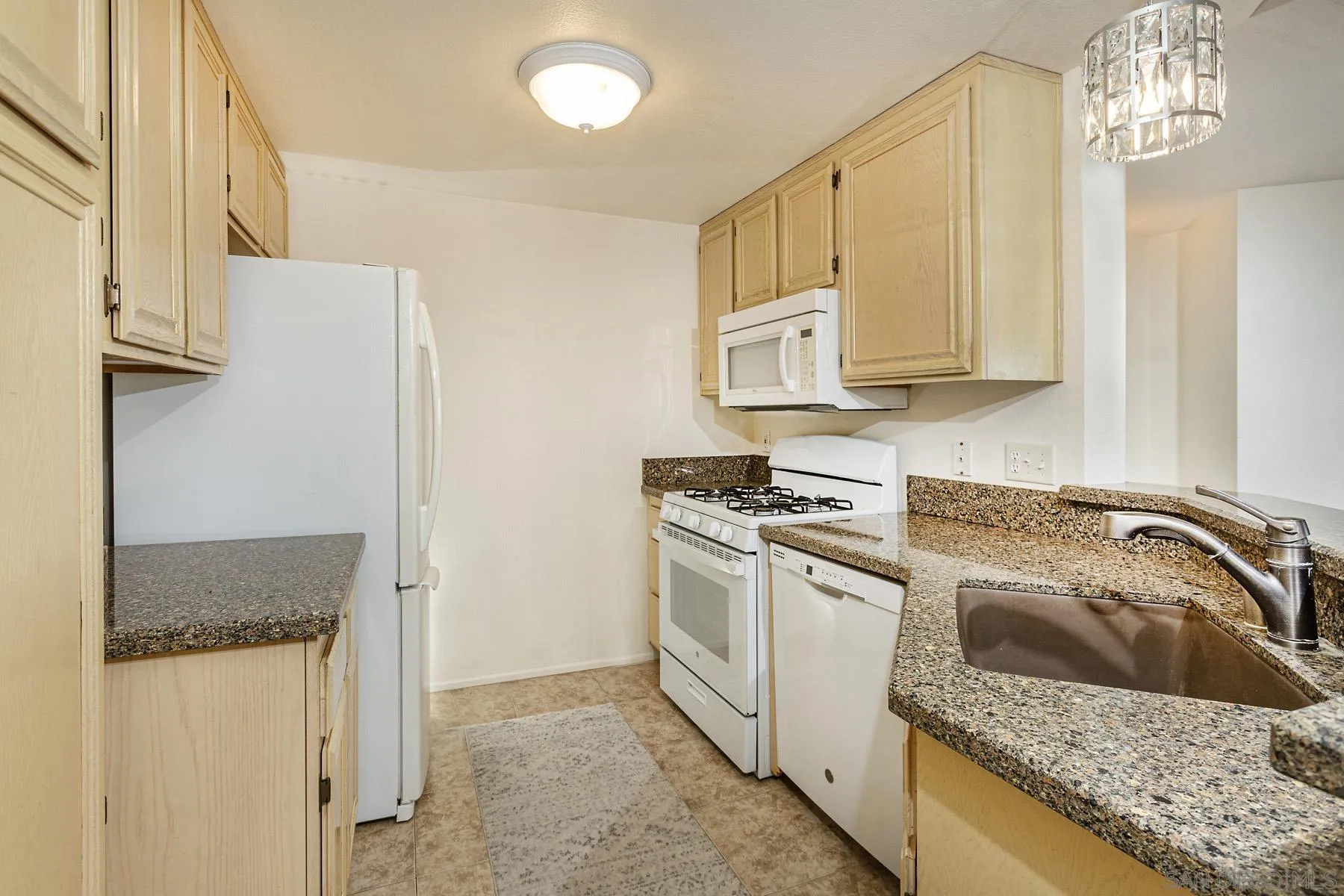 https://cdn.realtyfeed.com/cdn/127/250035916/d4aaa9aa4ff3dcc047fc7fe589850340.webp