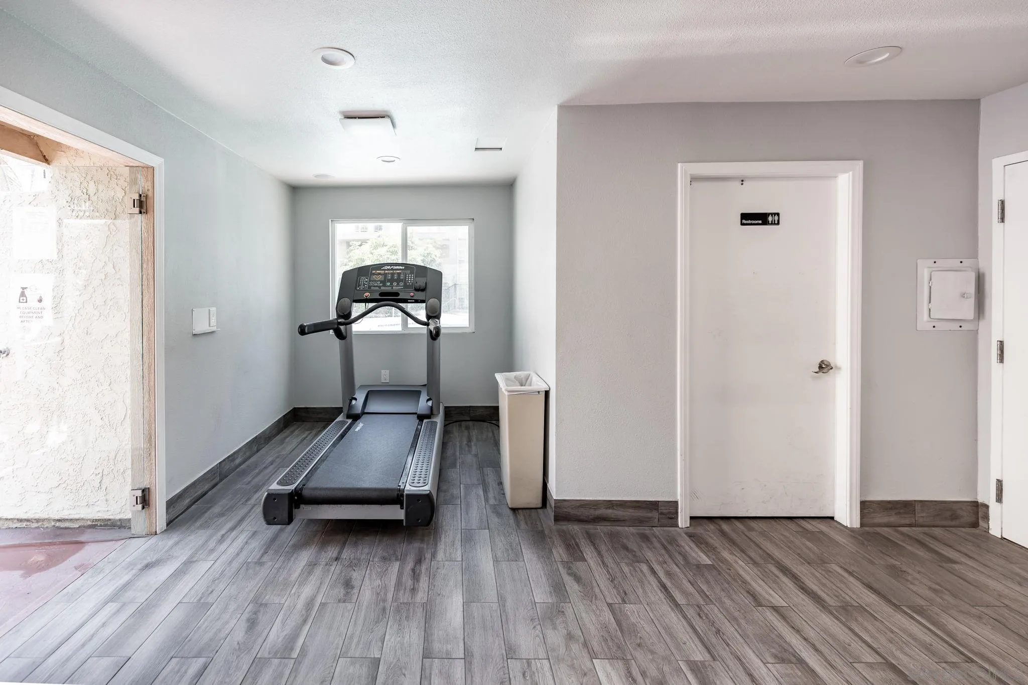 https://cdn.realtyfeed.com/cdn/127/250035921/234504d9faa41606197953ee01acee99.webp